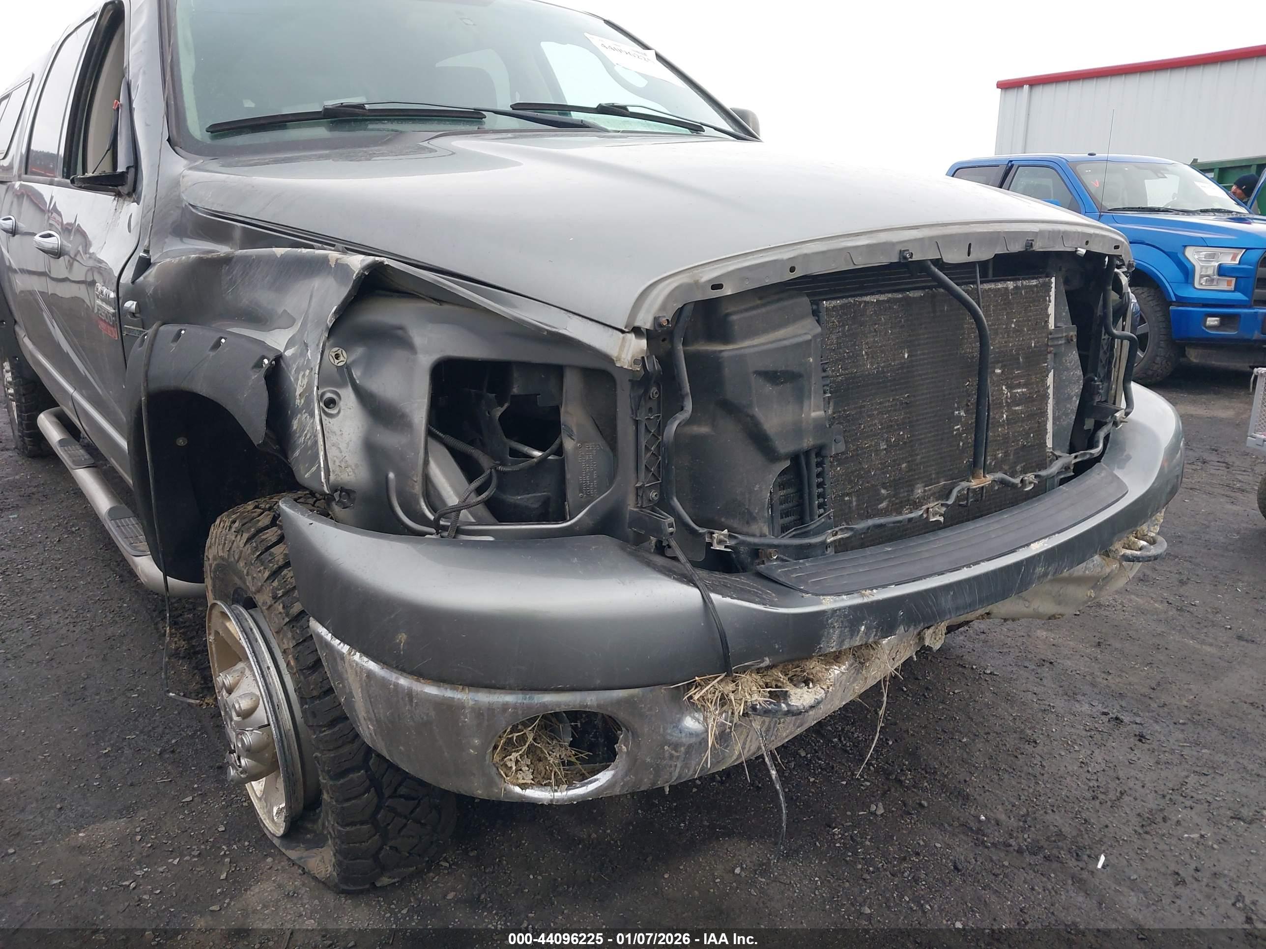 DODGE RAM image 6