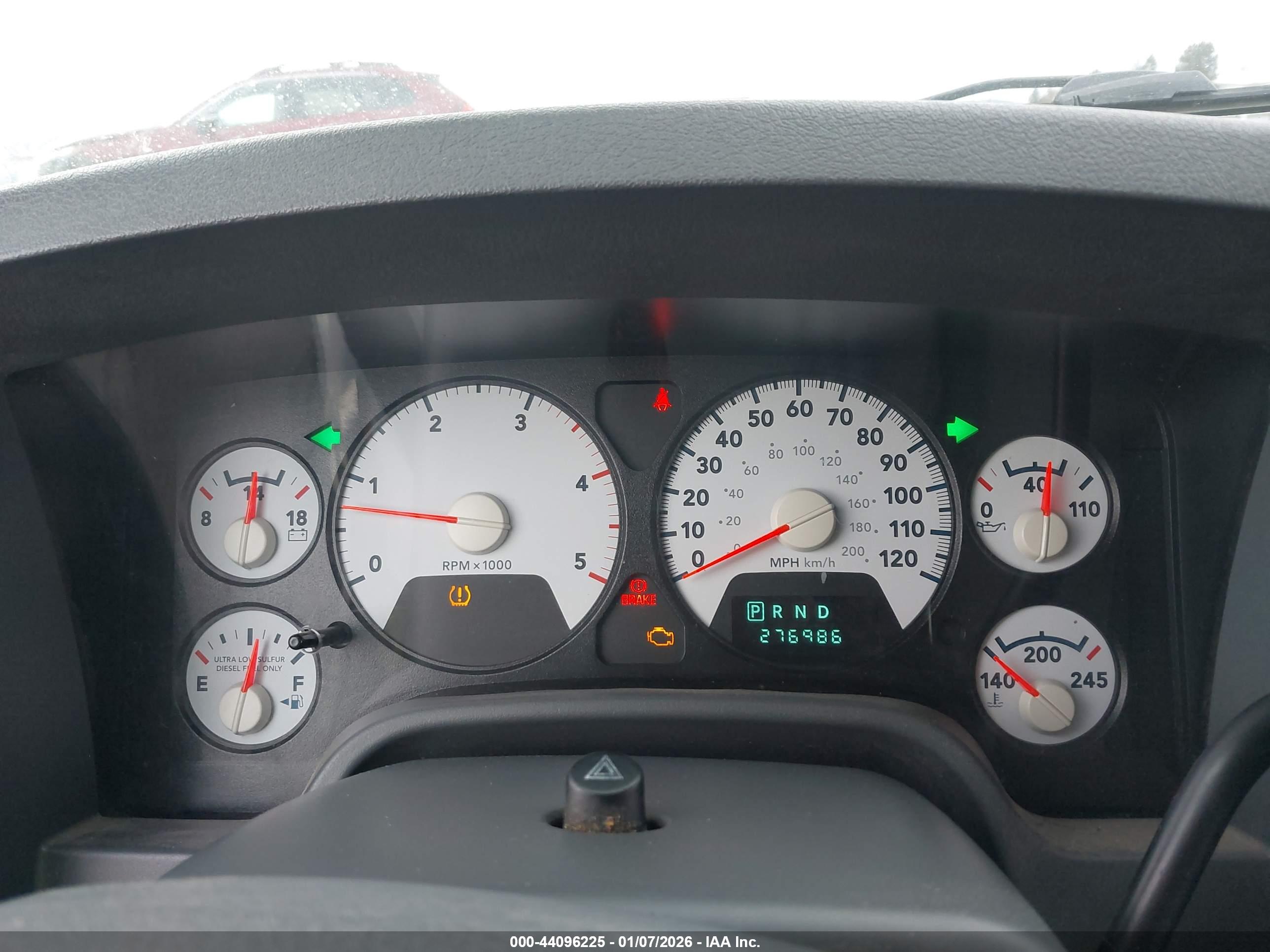 DODGE RAM image 7