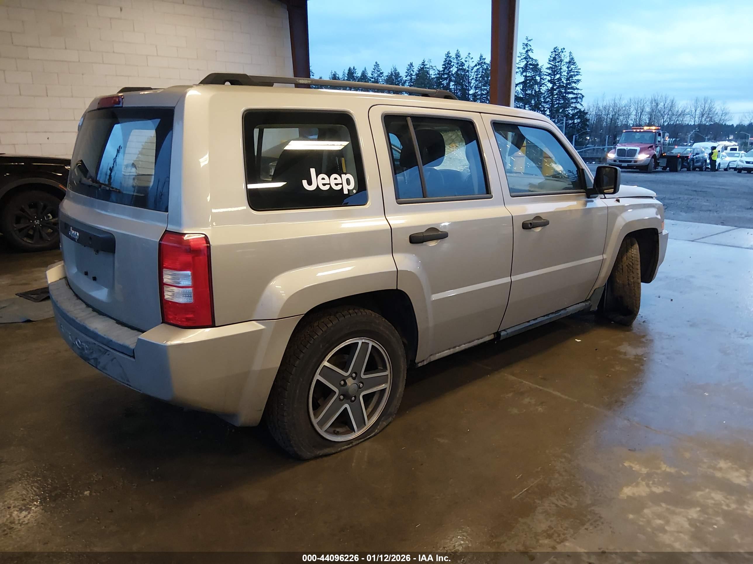 JEEP PATRIOT image 4