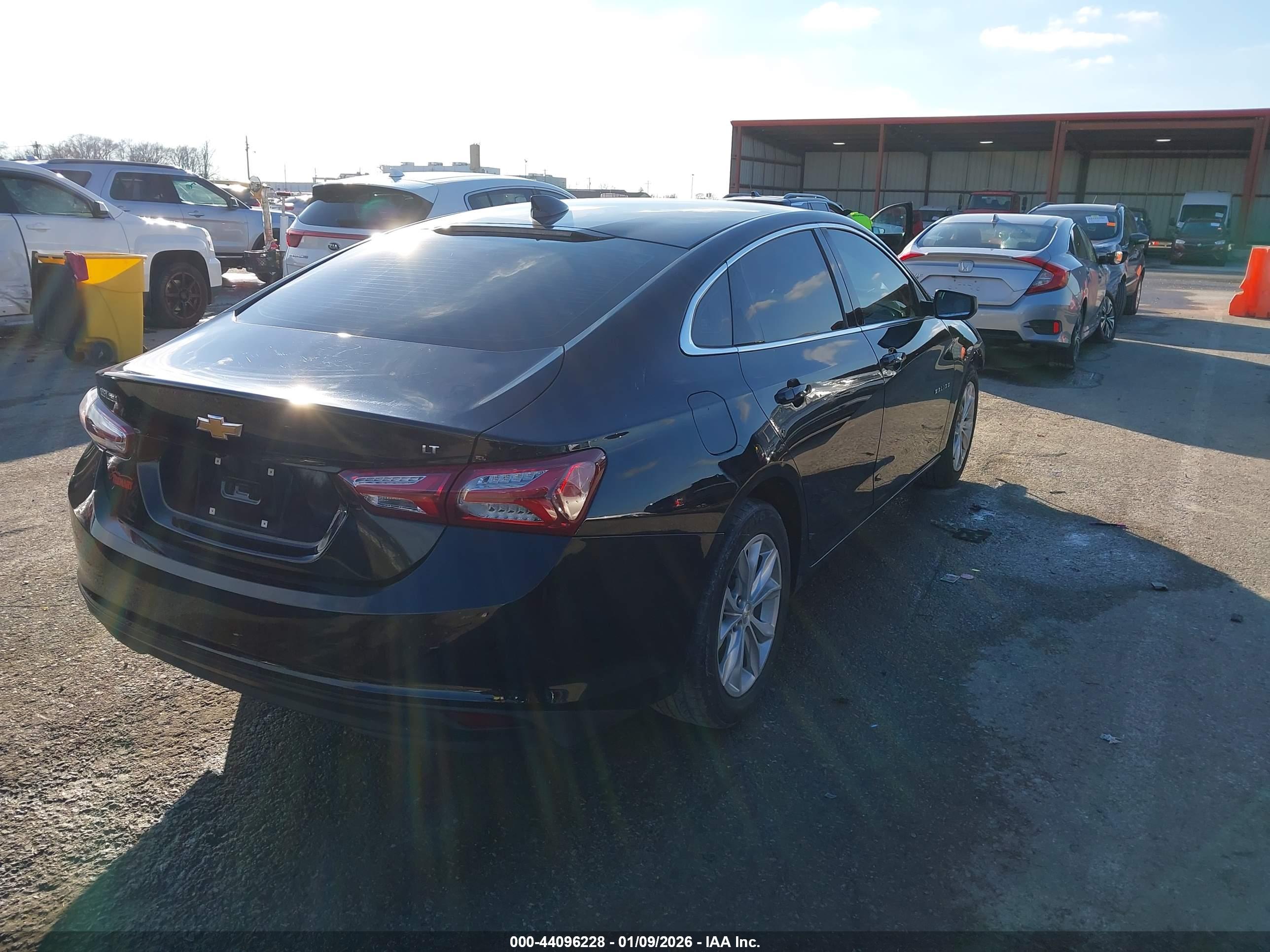 CHEVROLET MALIBU image 4
