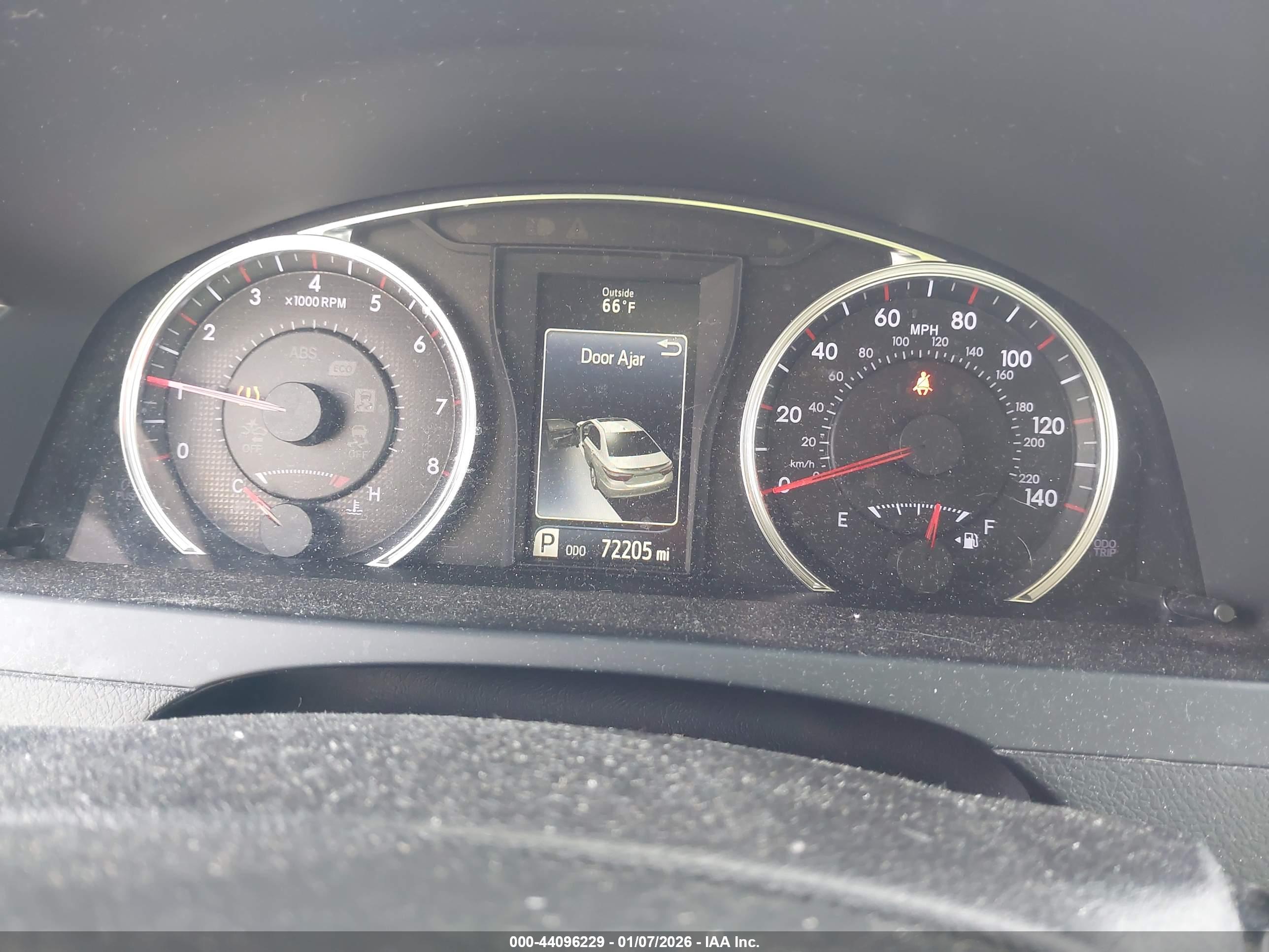 TOYOTA CAMRY image 7