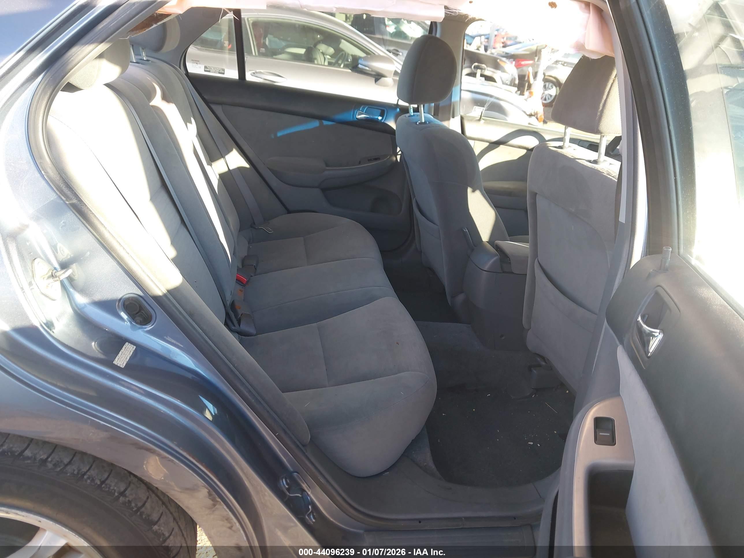 HONDA ACCORD image 8