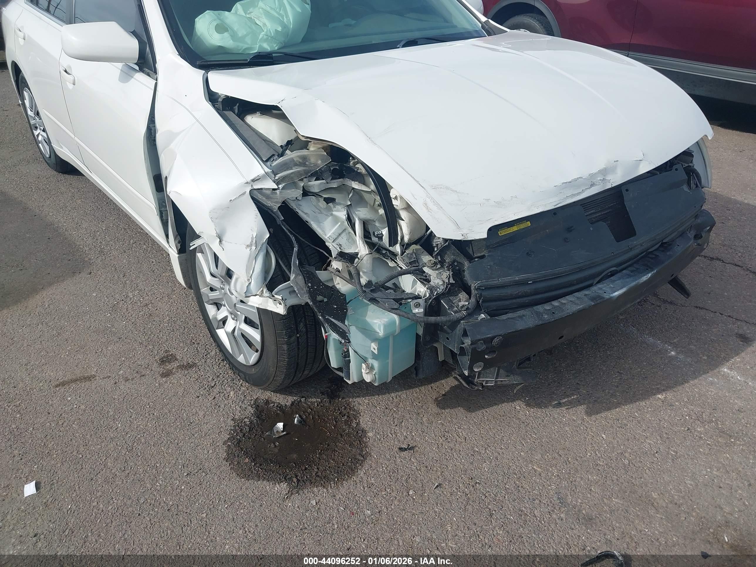 NISSAN ALTIMA image 6