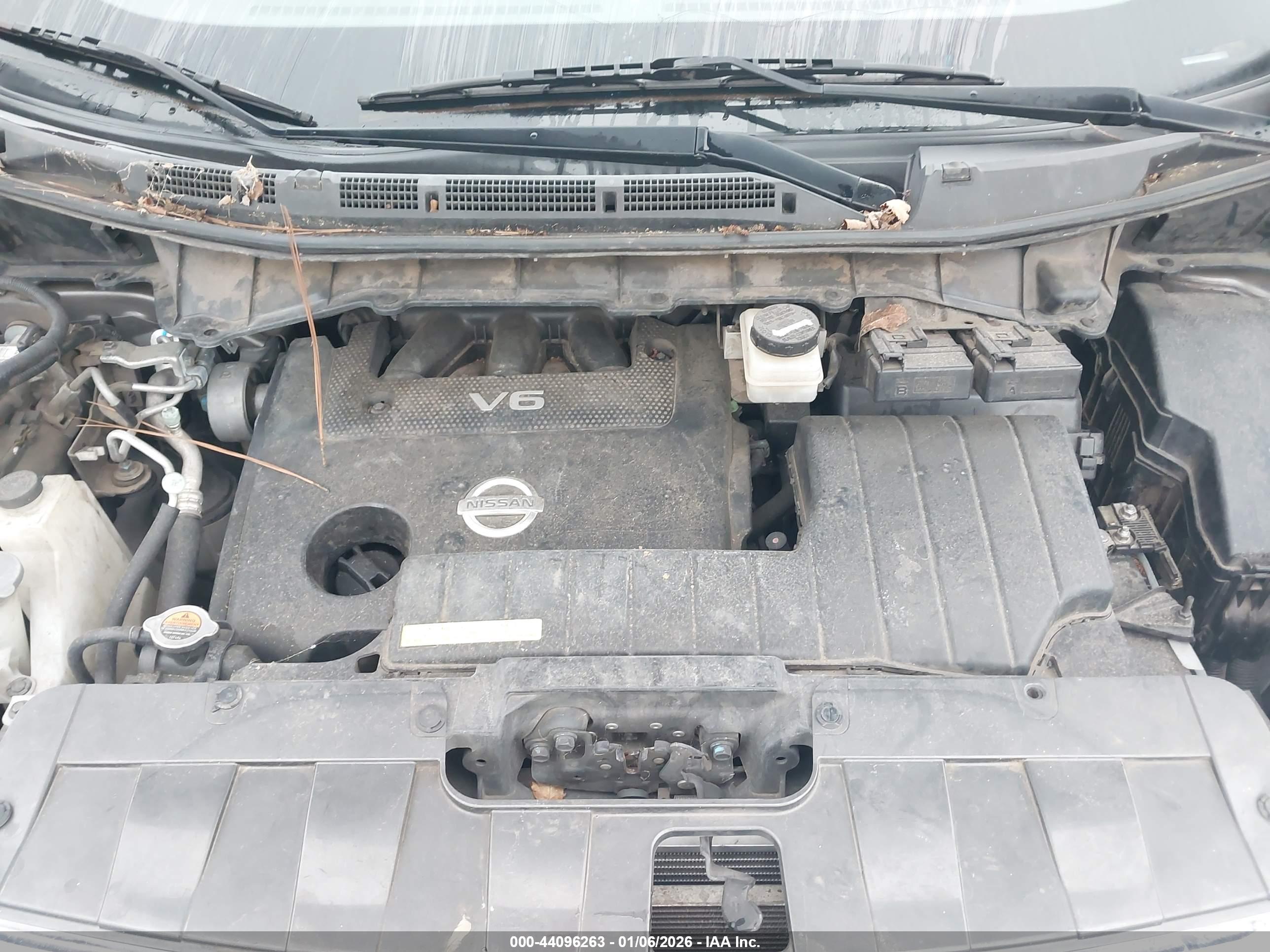 NISSAN QUEST image 10