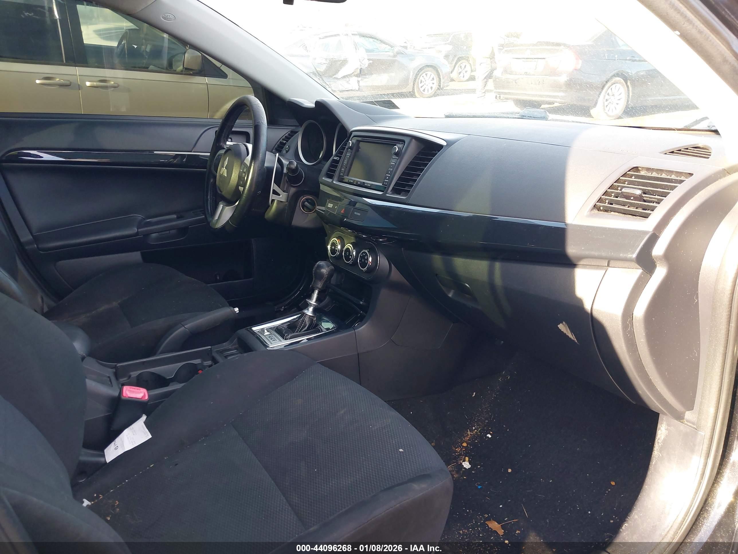 MITSUBISHI LANCER image 5