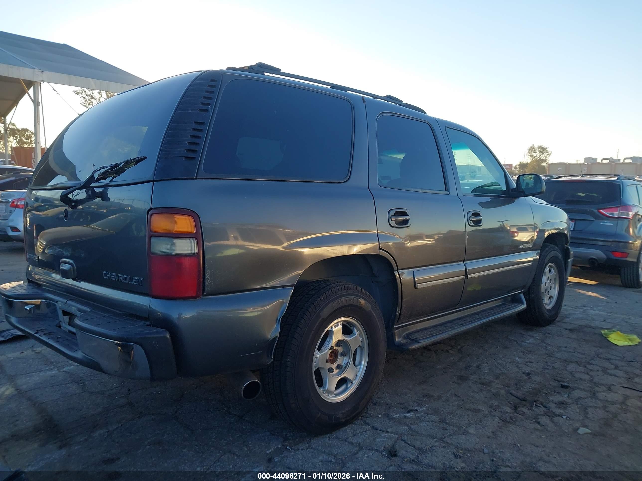 CHEVROLET TAHOE image 4