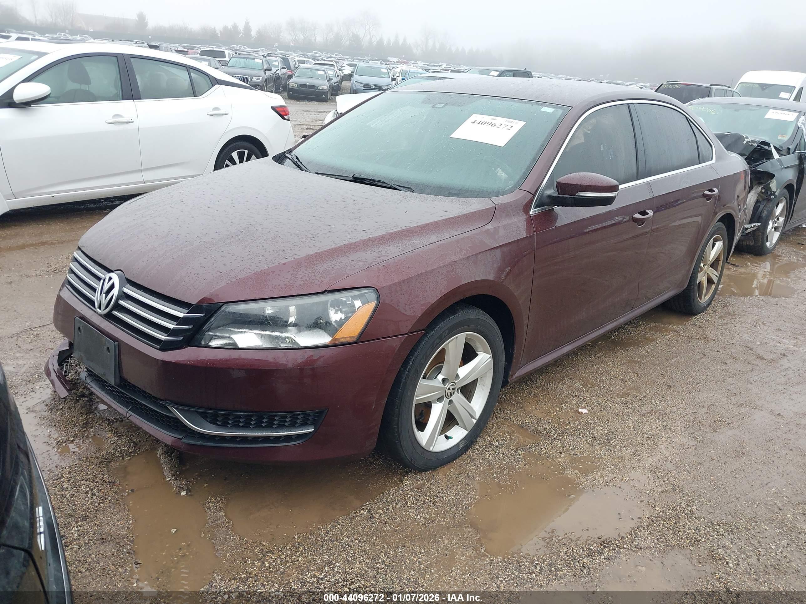 VOLKSWAGEN PASSAT image 2