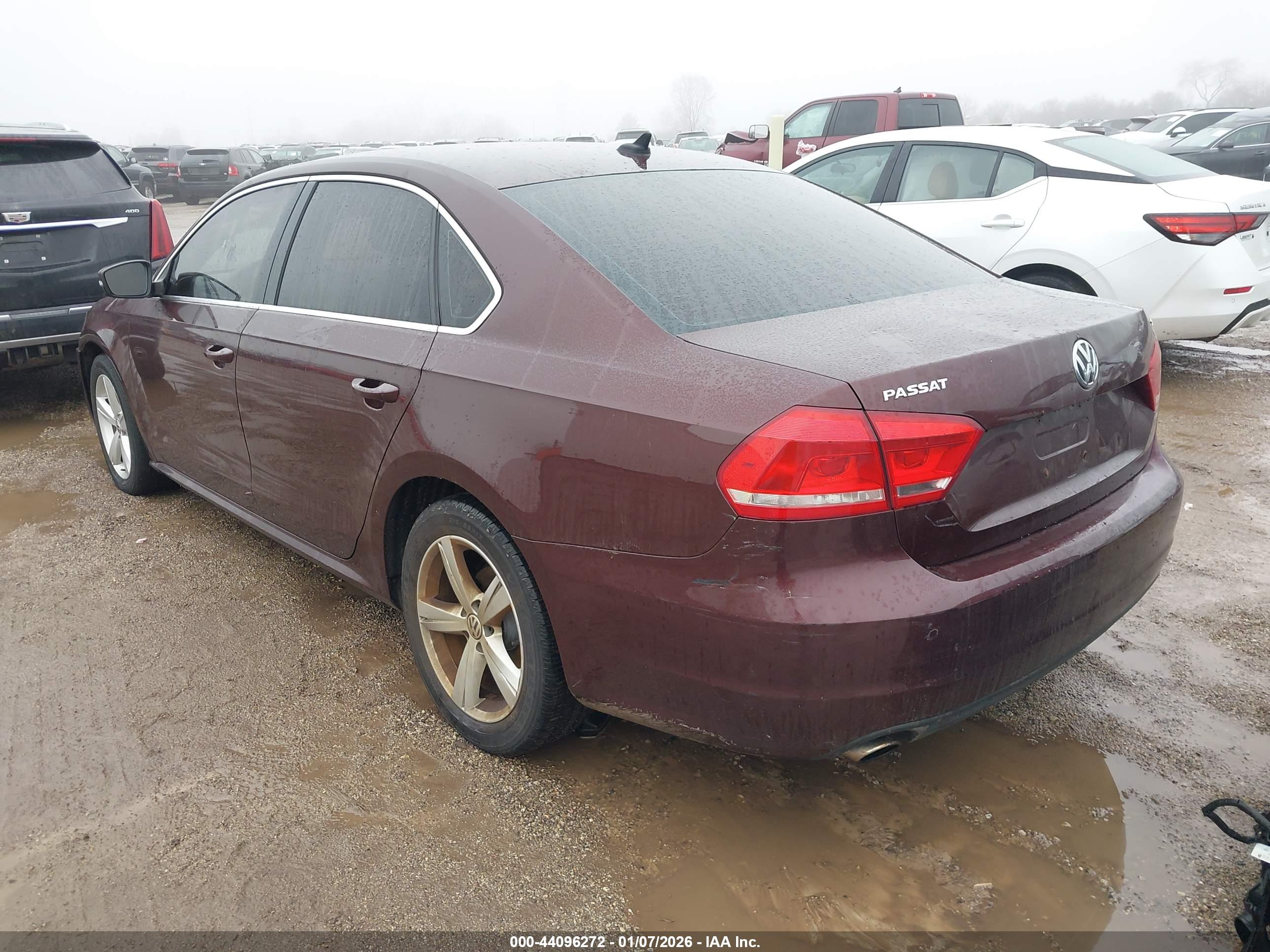 VOLKSWAGEN PASSAT image 3