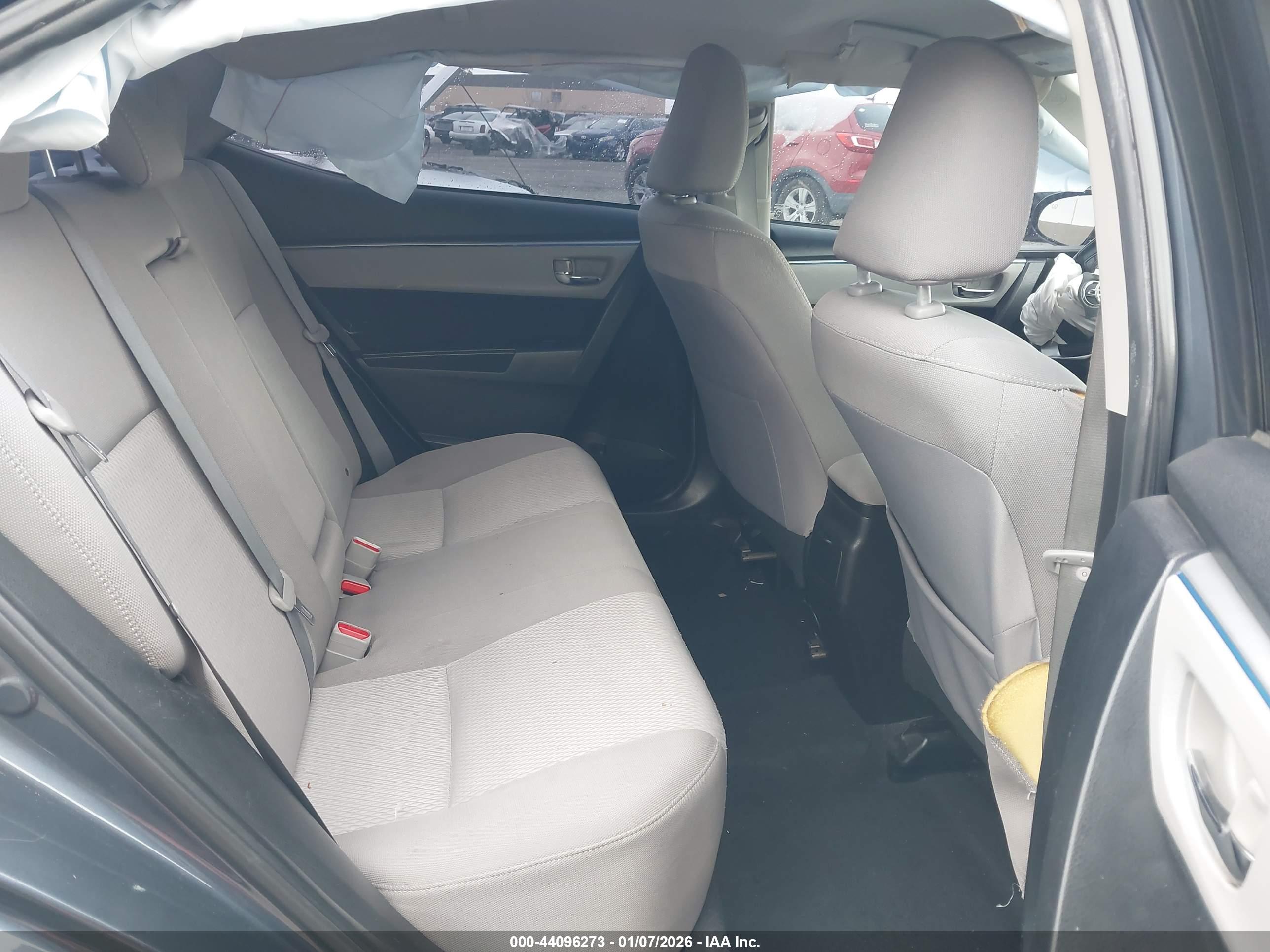TOYOTA COROLLA image 8