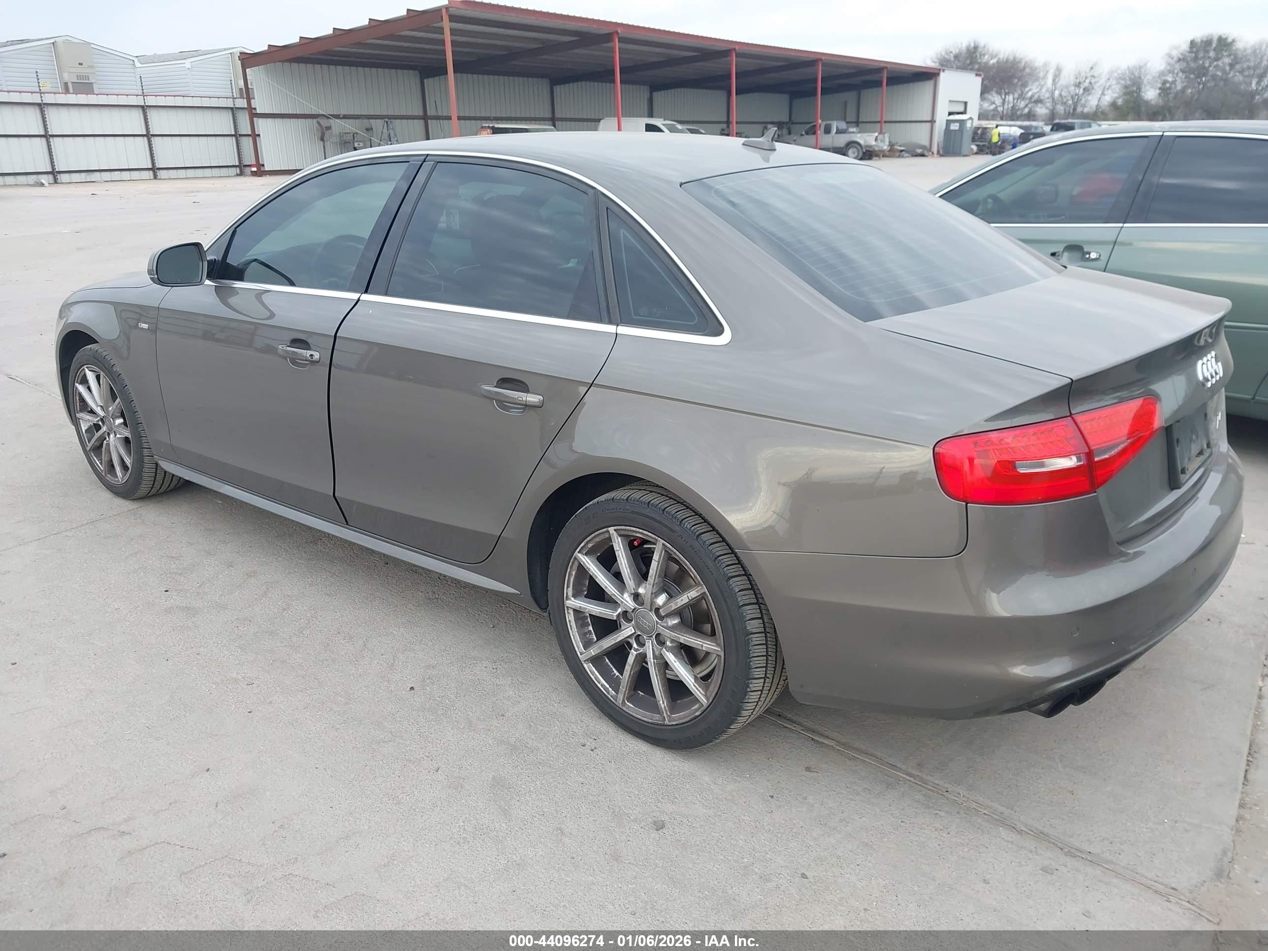 AUDI A4 image 3