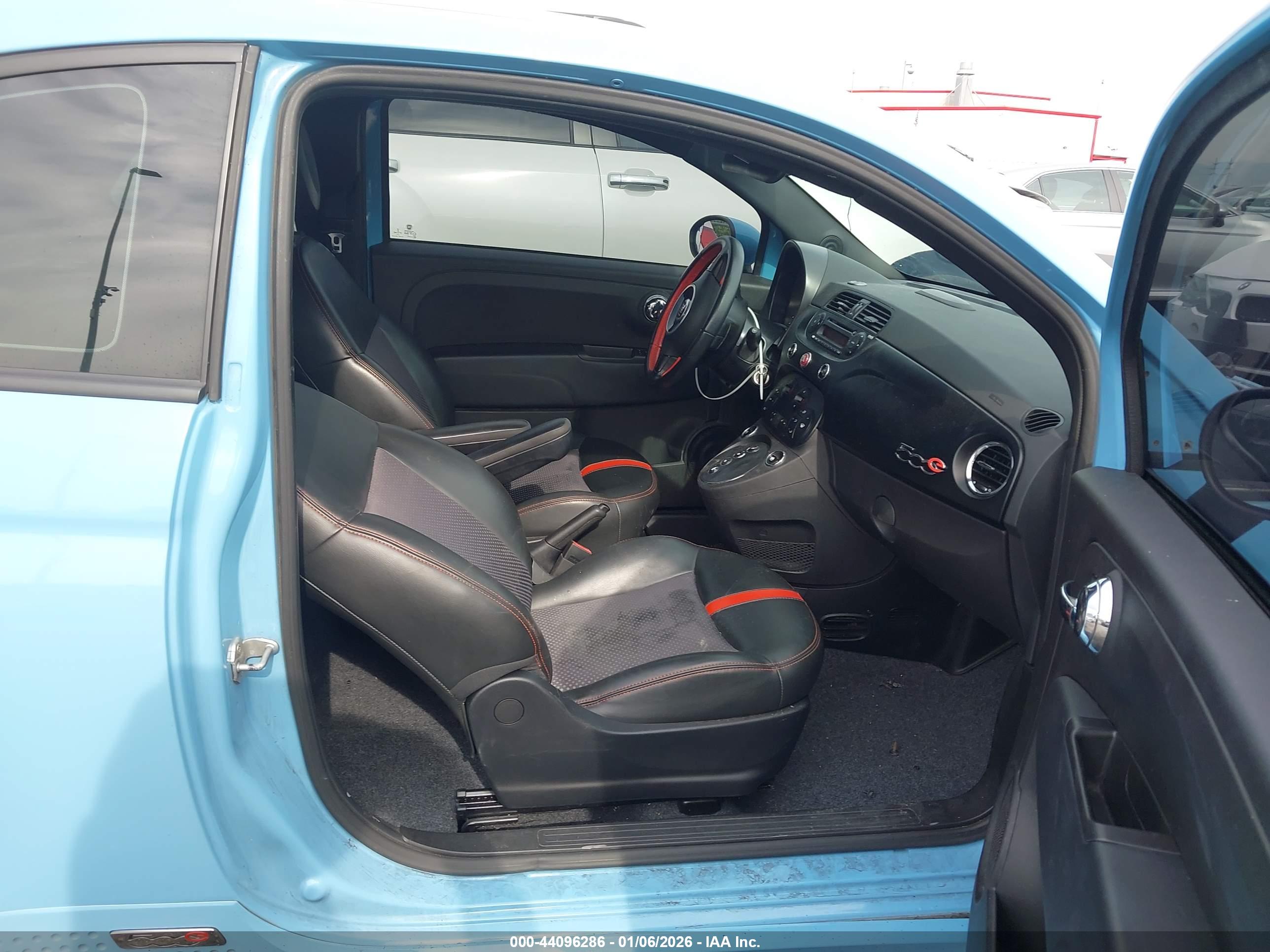 FIAT 500E image 5