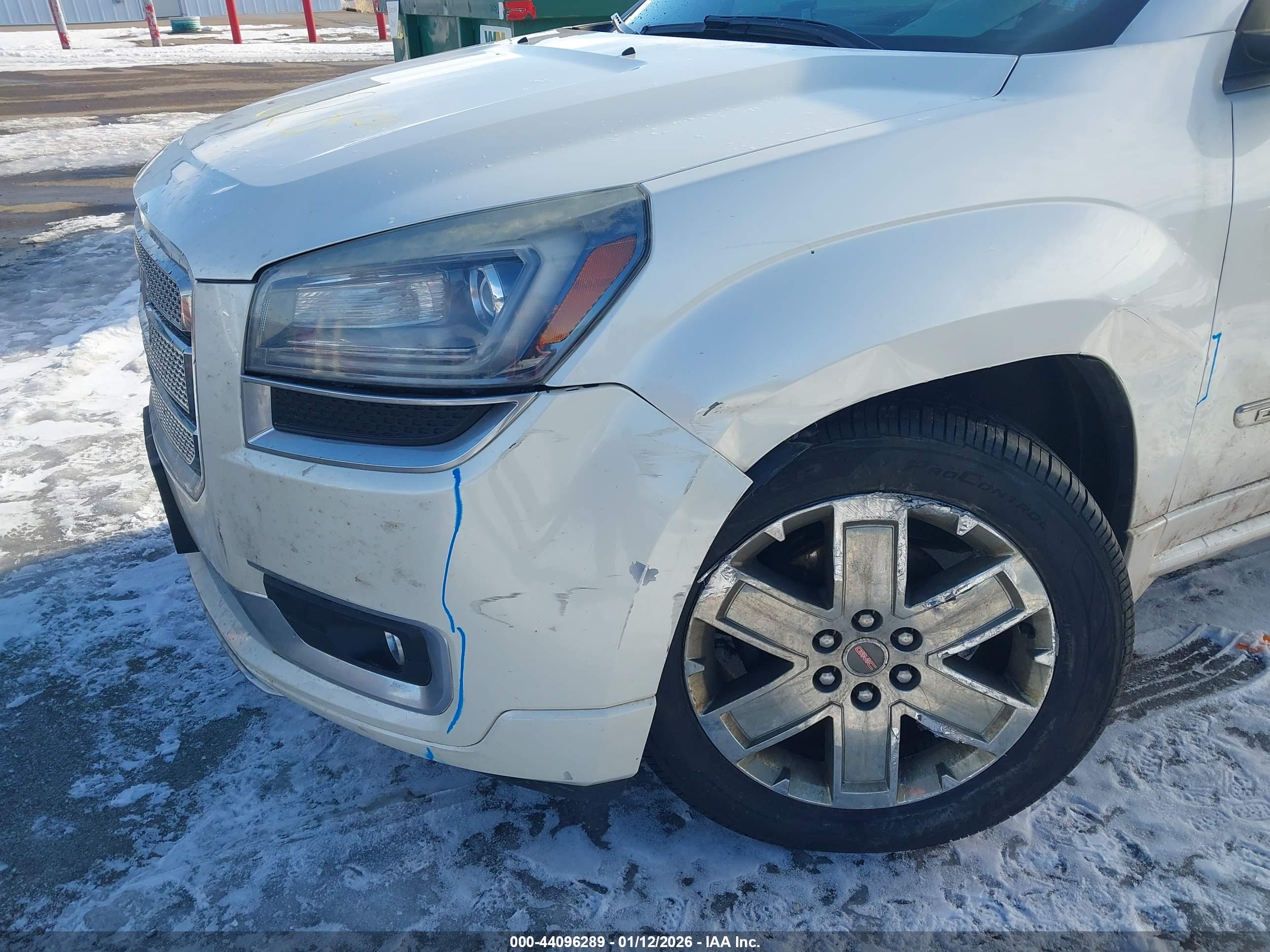 GMC ACADIA image 6