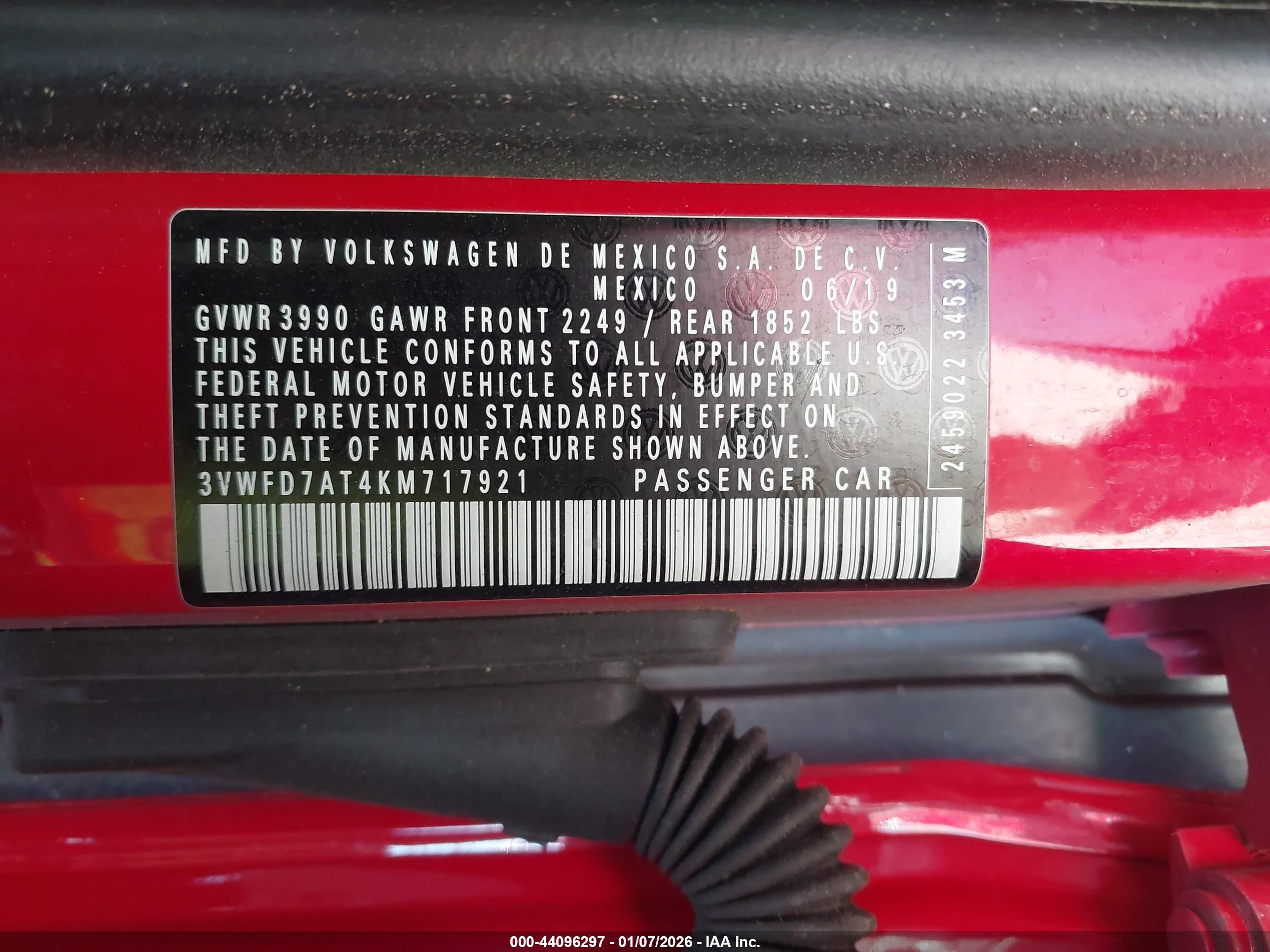 VOLKSWAGEN BEETLE image 9