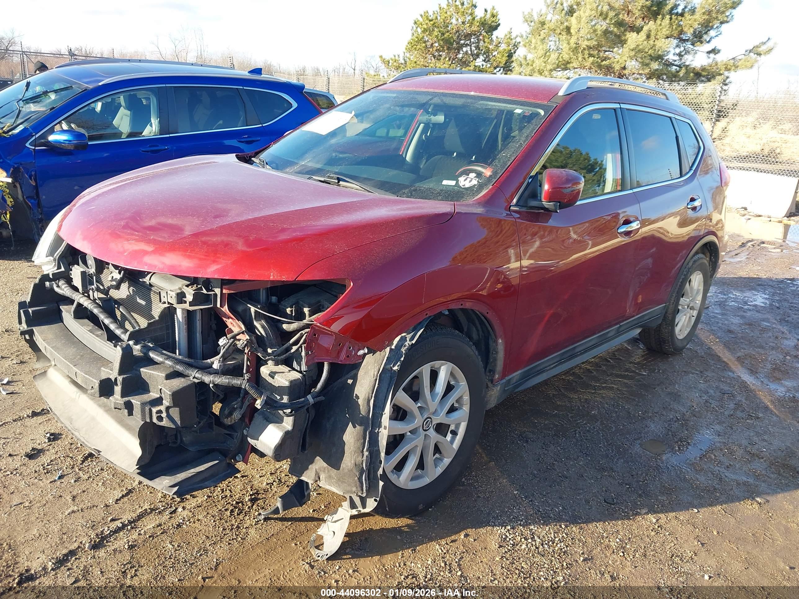 NISSAN ROGUE image 2