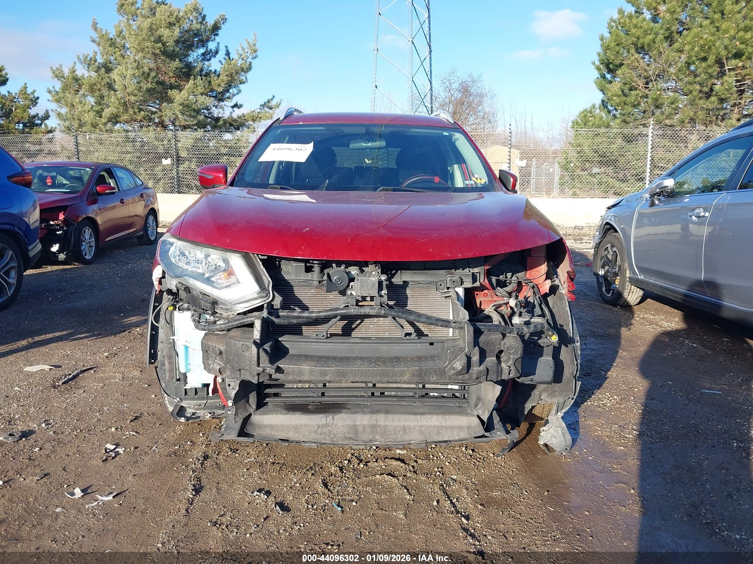 NISSAN ROGUE image 6