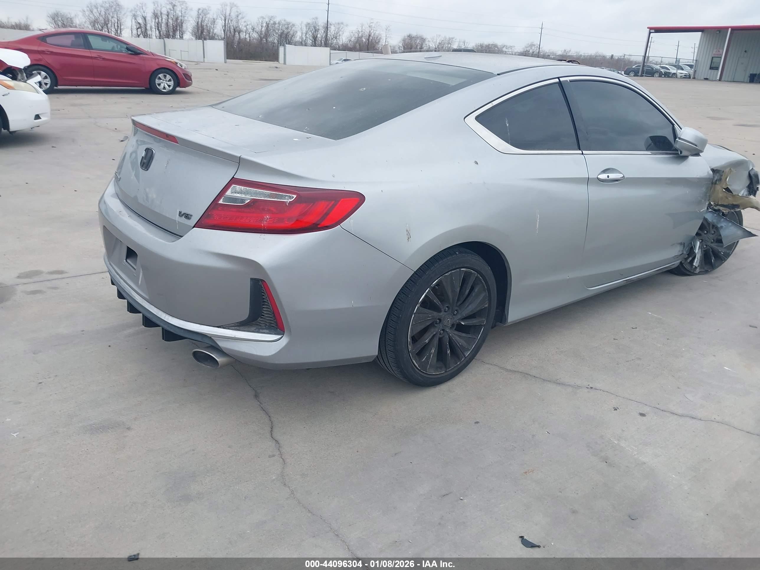 HONDA ACCORD image 4