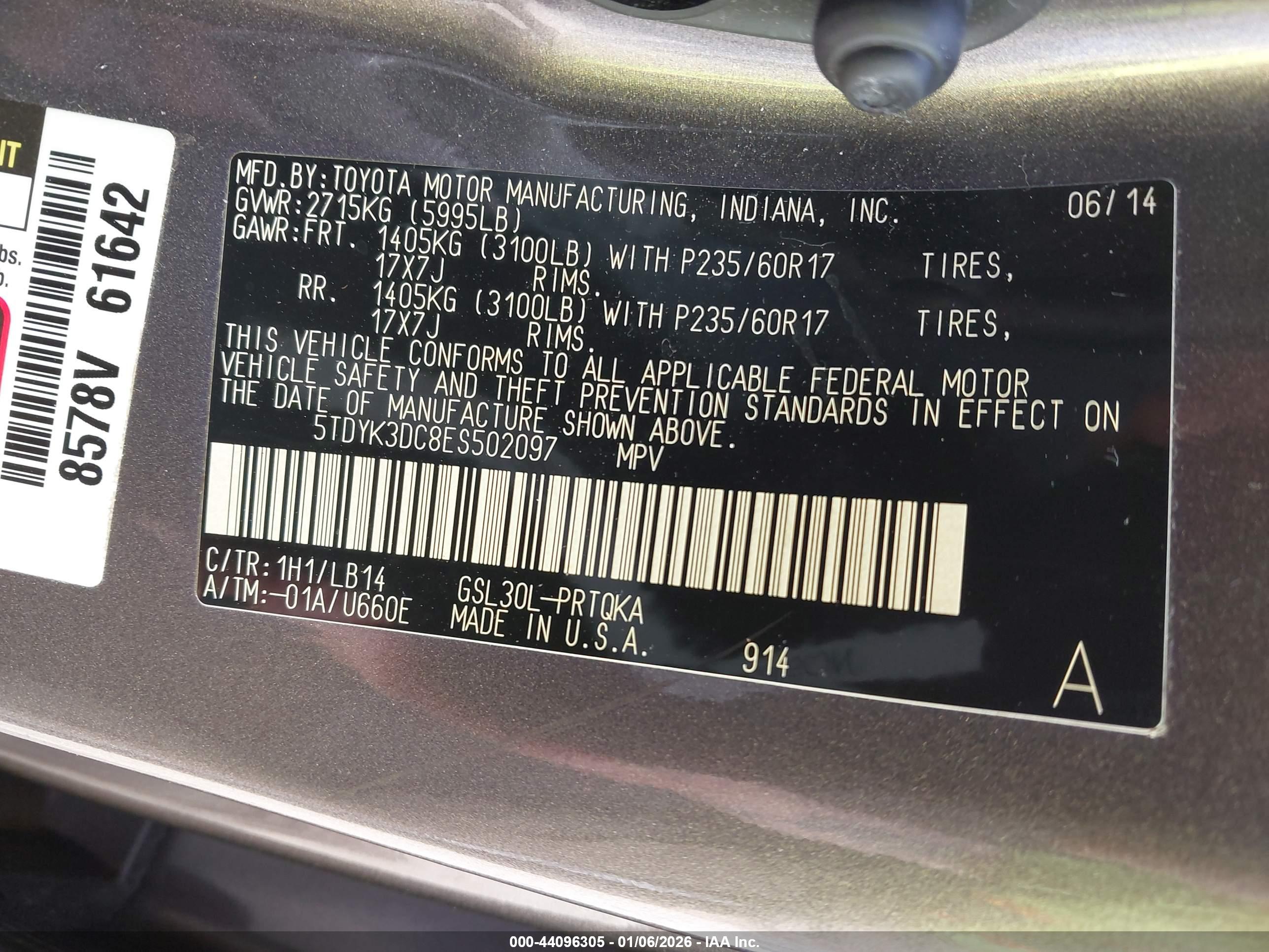 TOYOTA SIENNA image 9