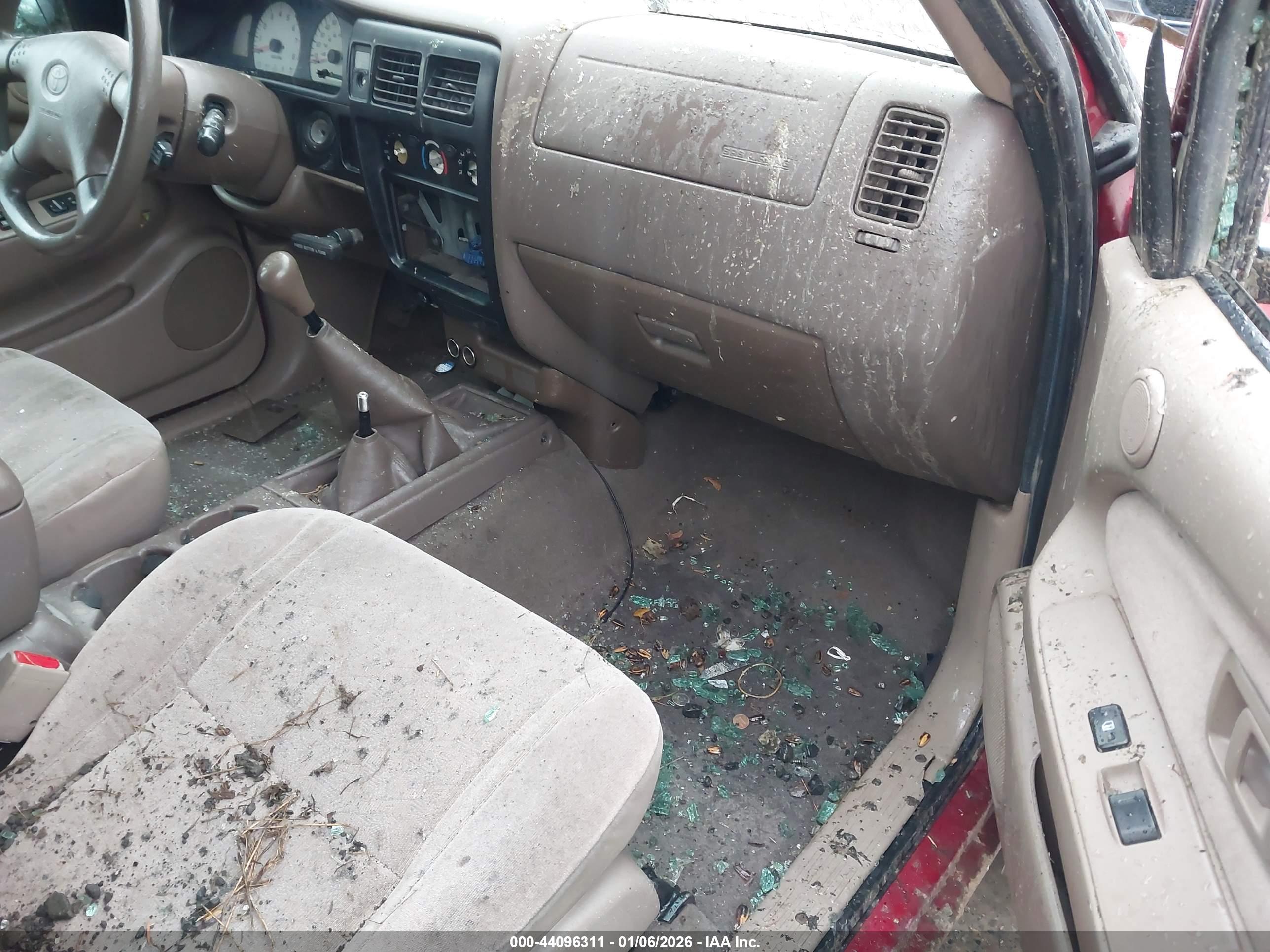 TOYOTA TACOMA image 5