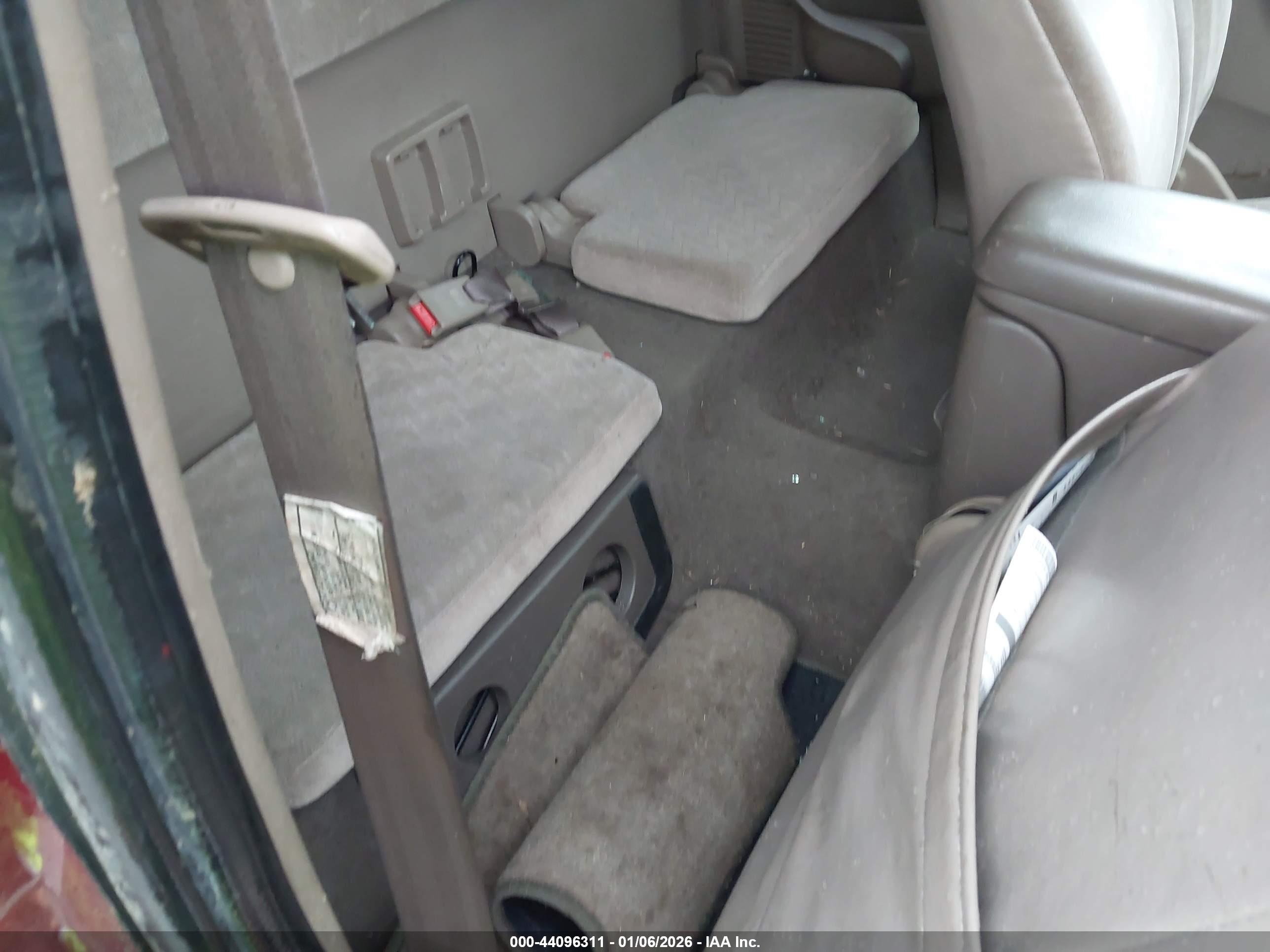 TOYOTA TACOMA image 8