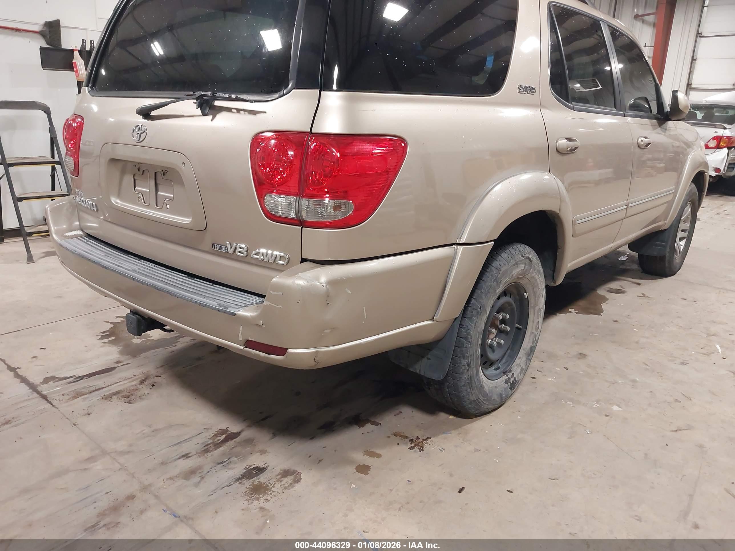 TOYOTA SEQUOIA image 6