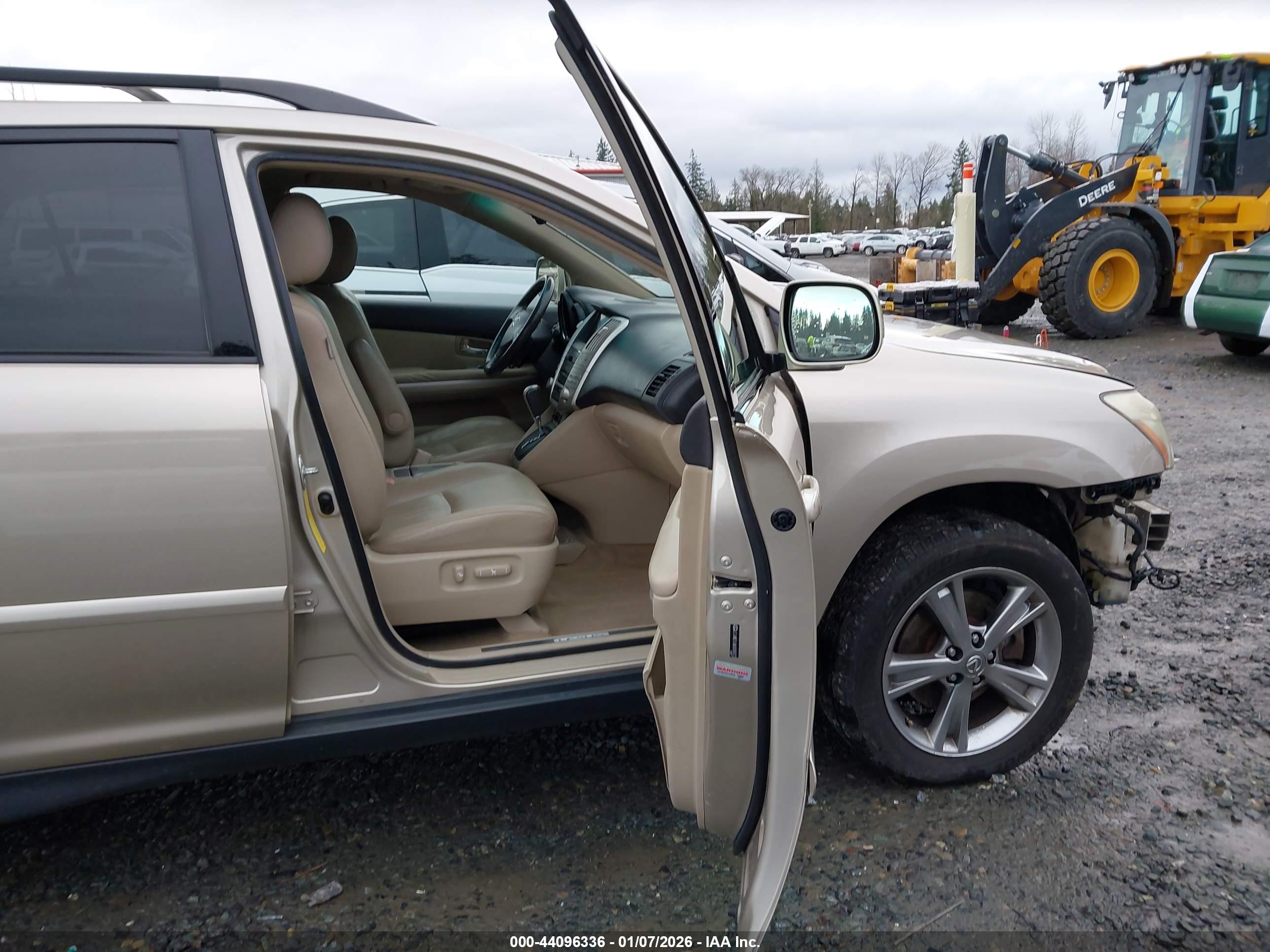 LEXUS RX image 5