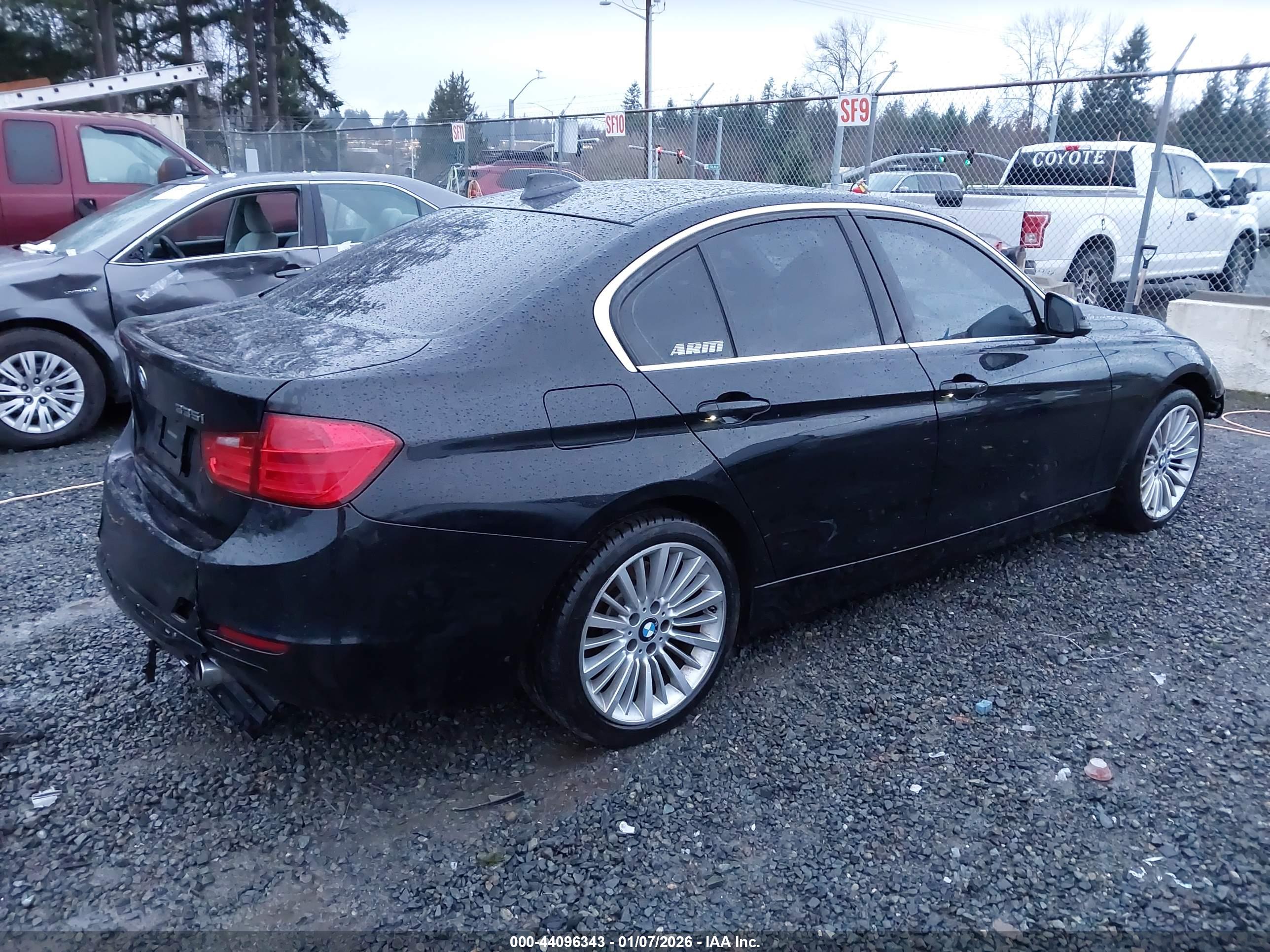 BMW 335I image 4