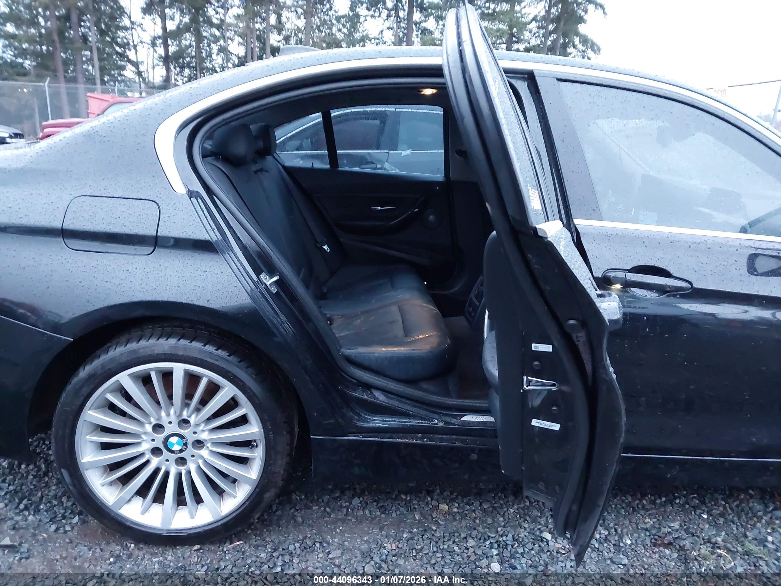 BMW 335I image 8