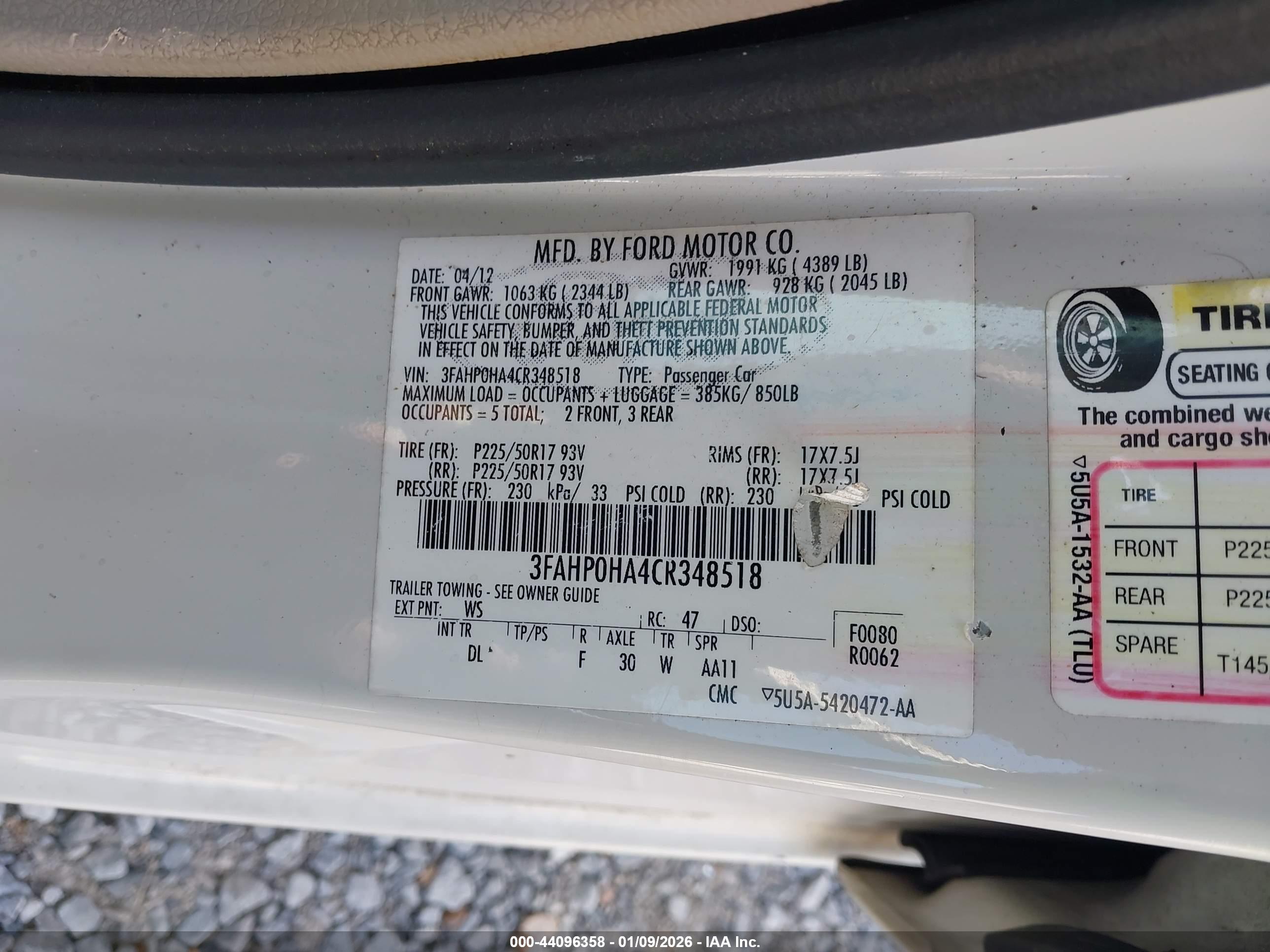 FORD FUSION image 9