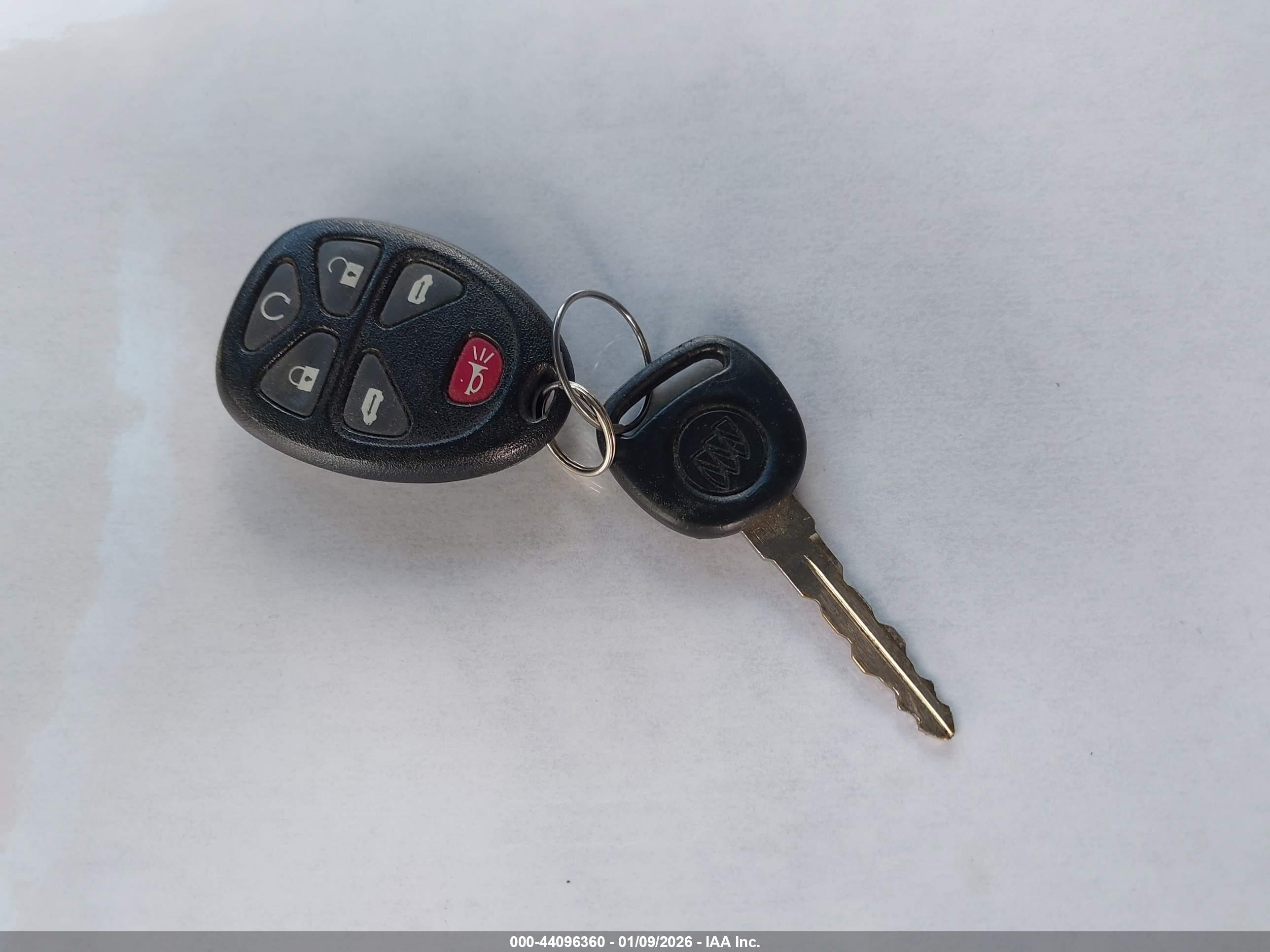 BUICK TERRAZA image 11