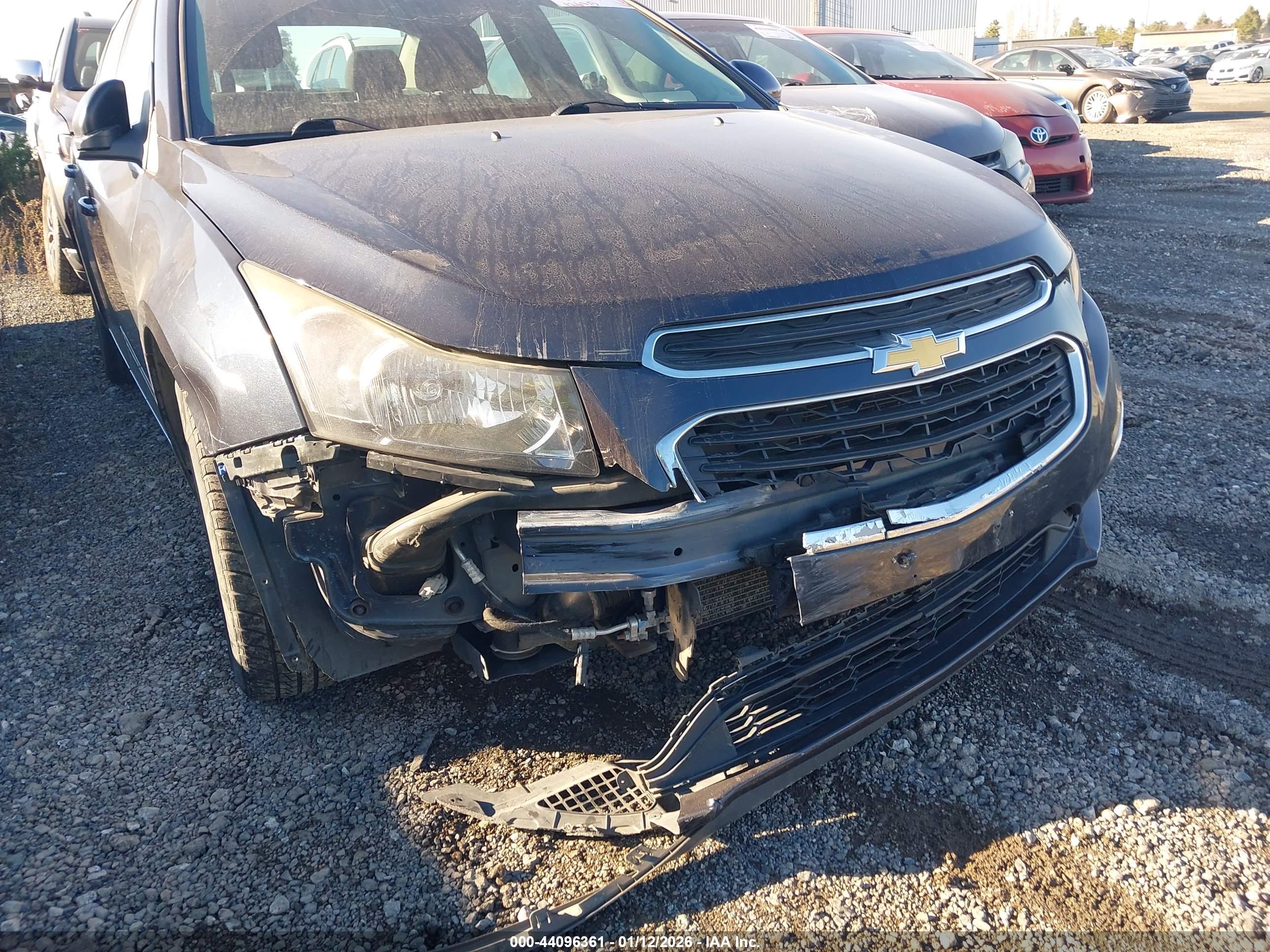 CHEVROLET CRUZE image 6