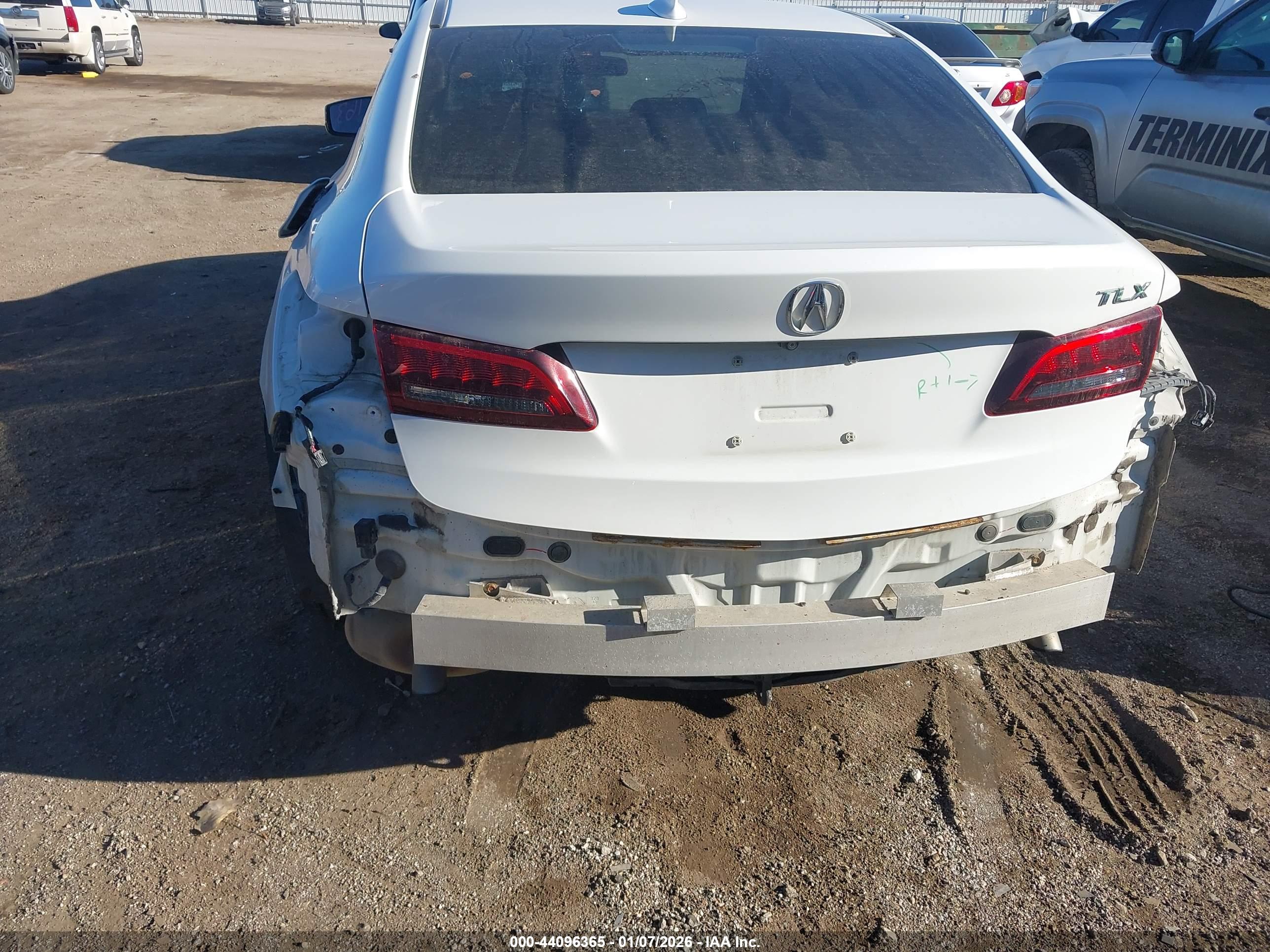 ACURA TLX image 6