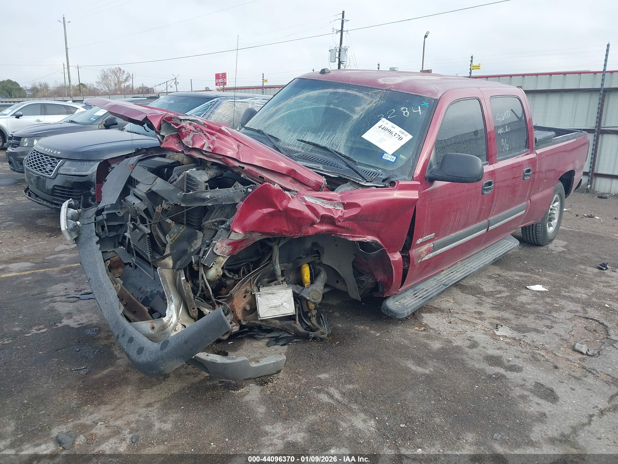 CHEVROLET SILVERADO image 2