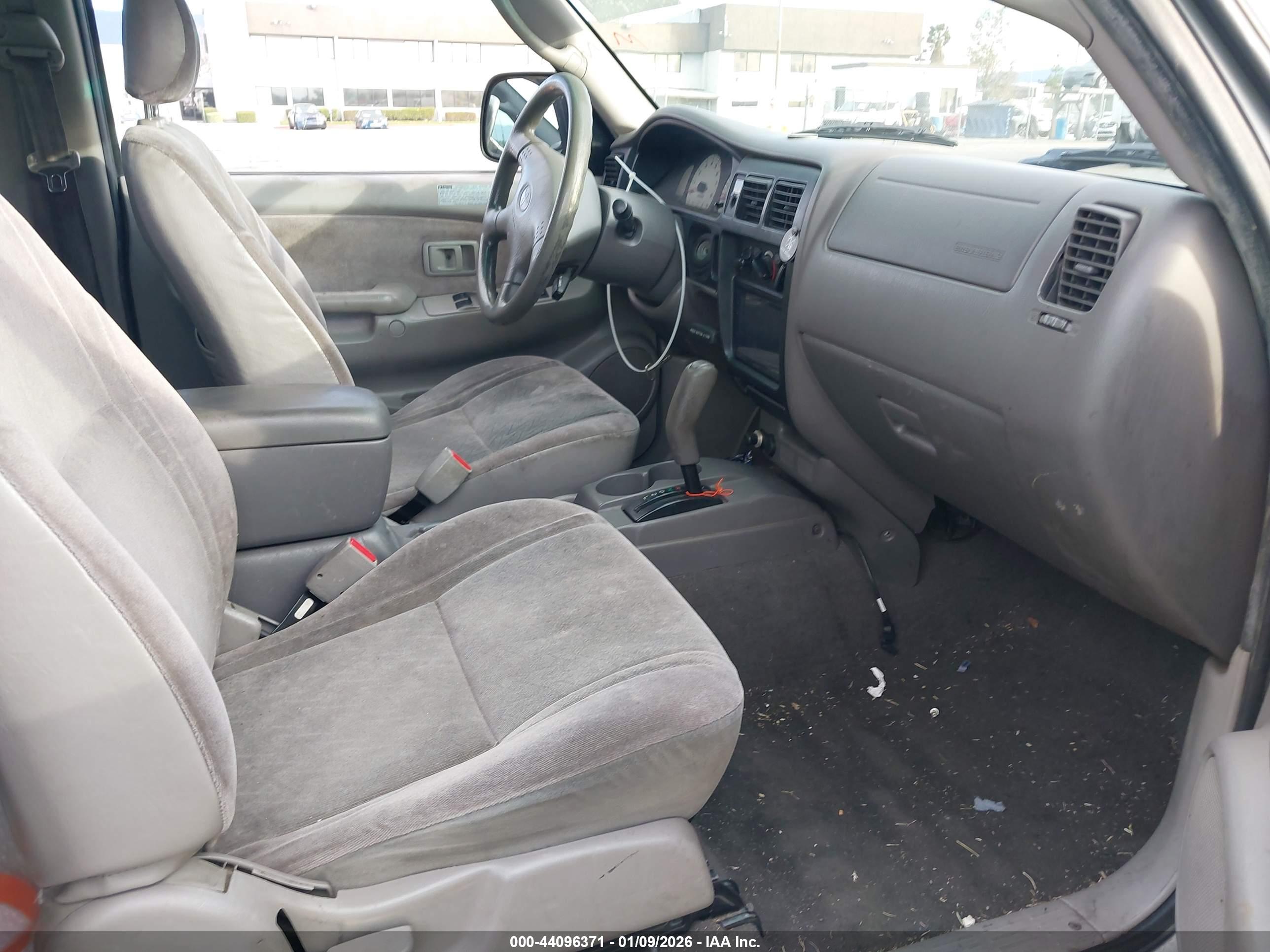 TOYOTA TACOMA image 5