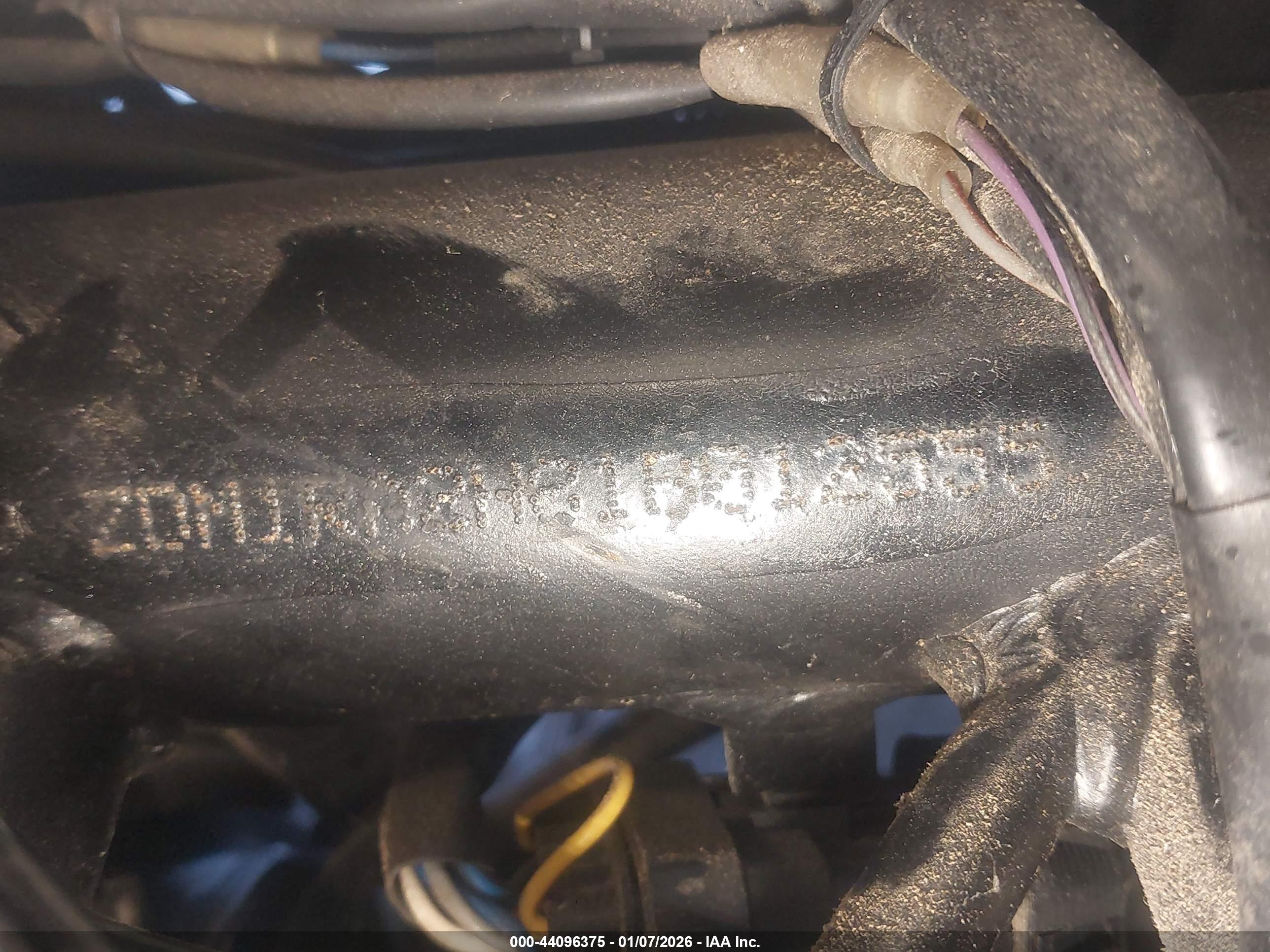 DUCATI M600 image 10