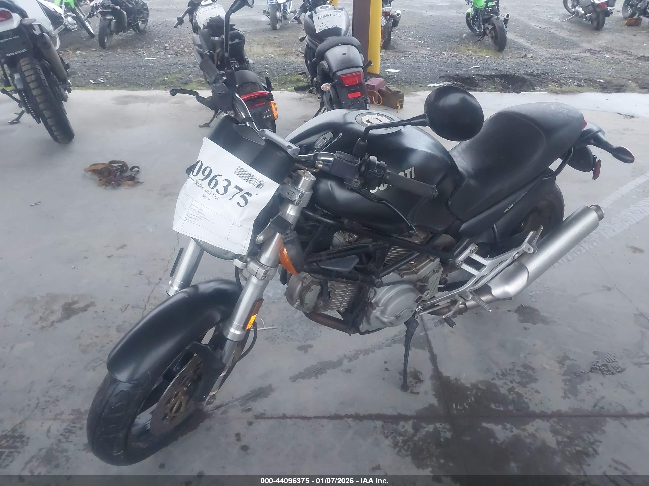 DUCATI M600 image 2