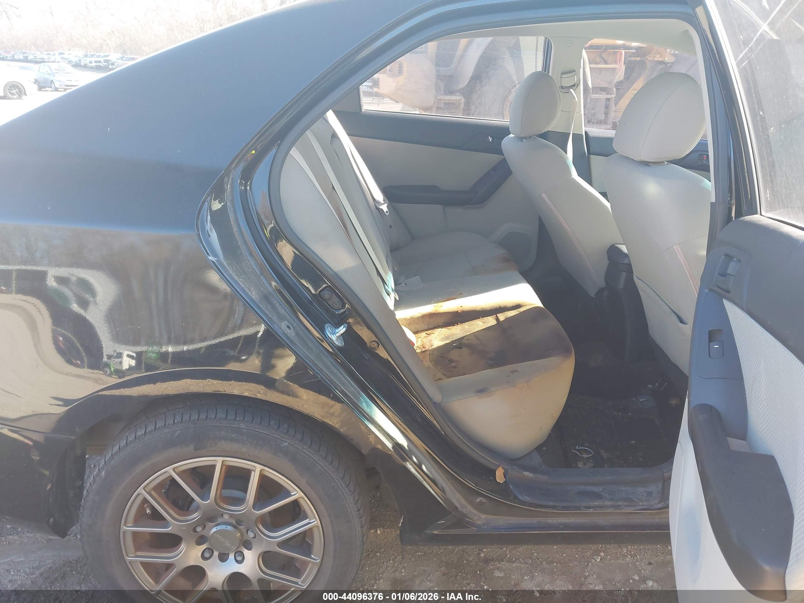 KIA FORTE image 8