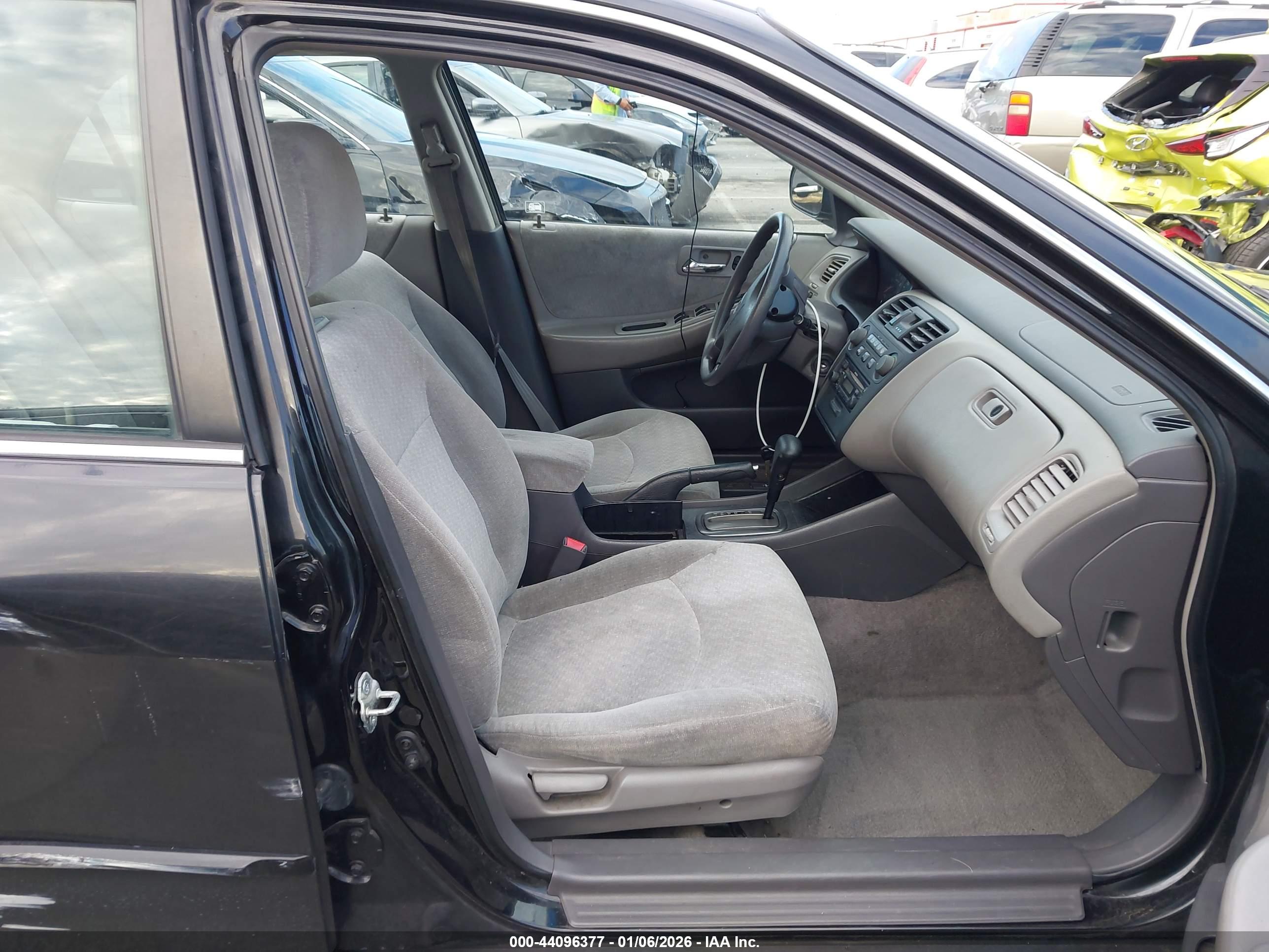 HONDA ACCORD image 5