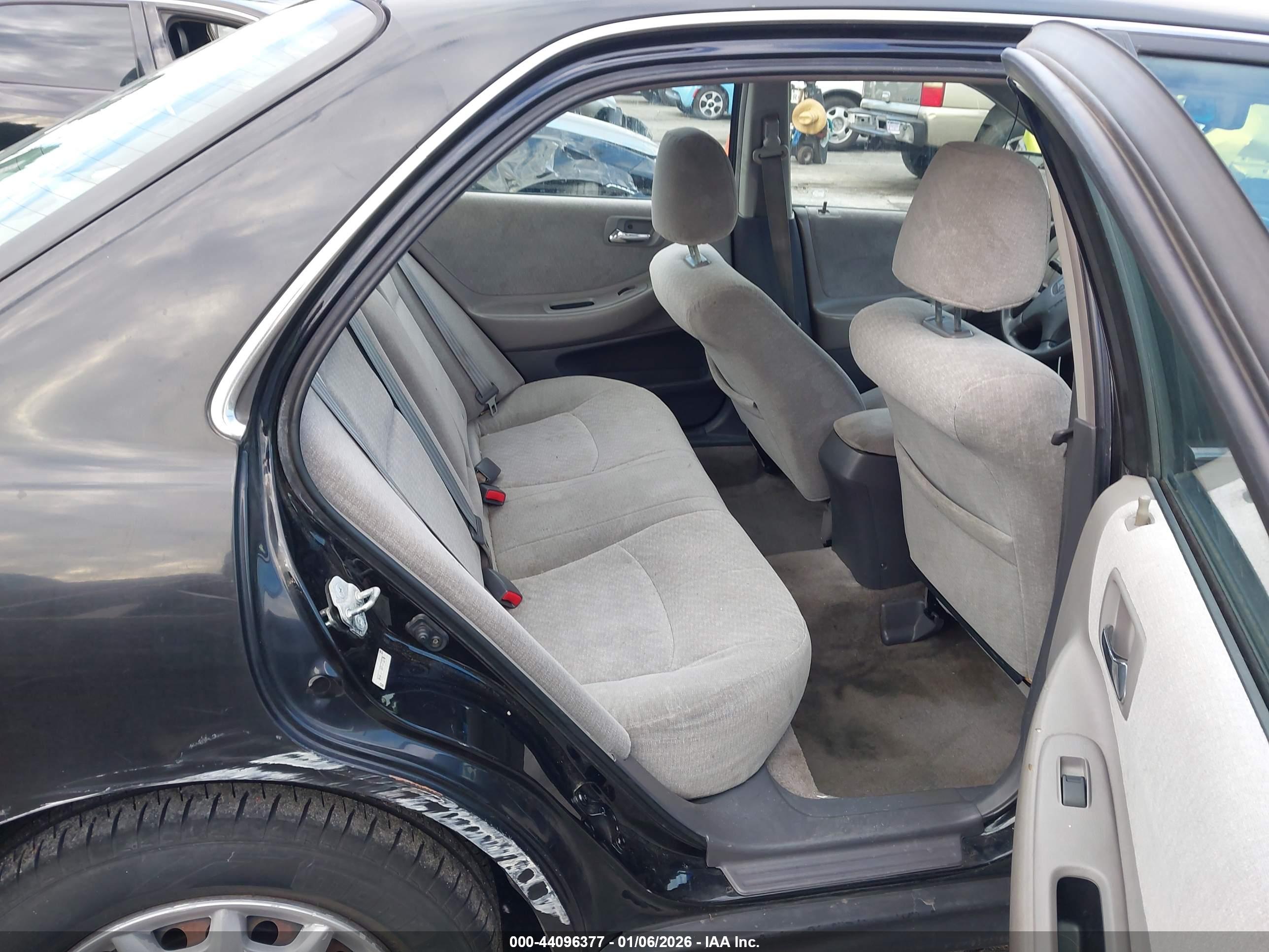 HONDA ACCORD image 8