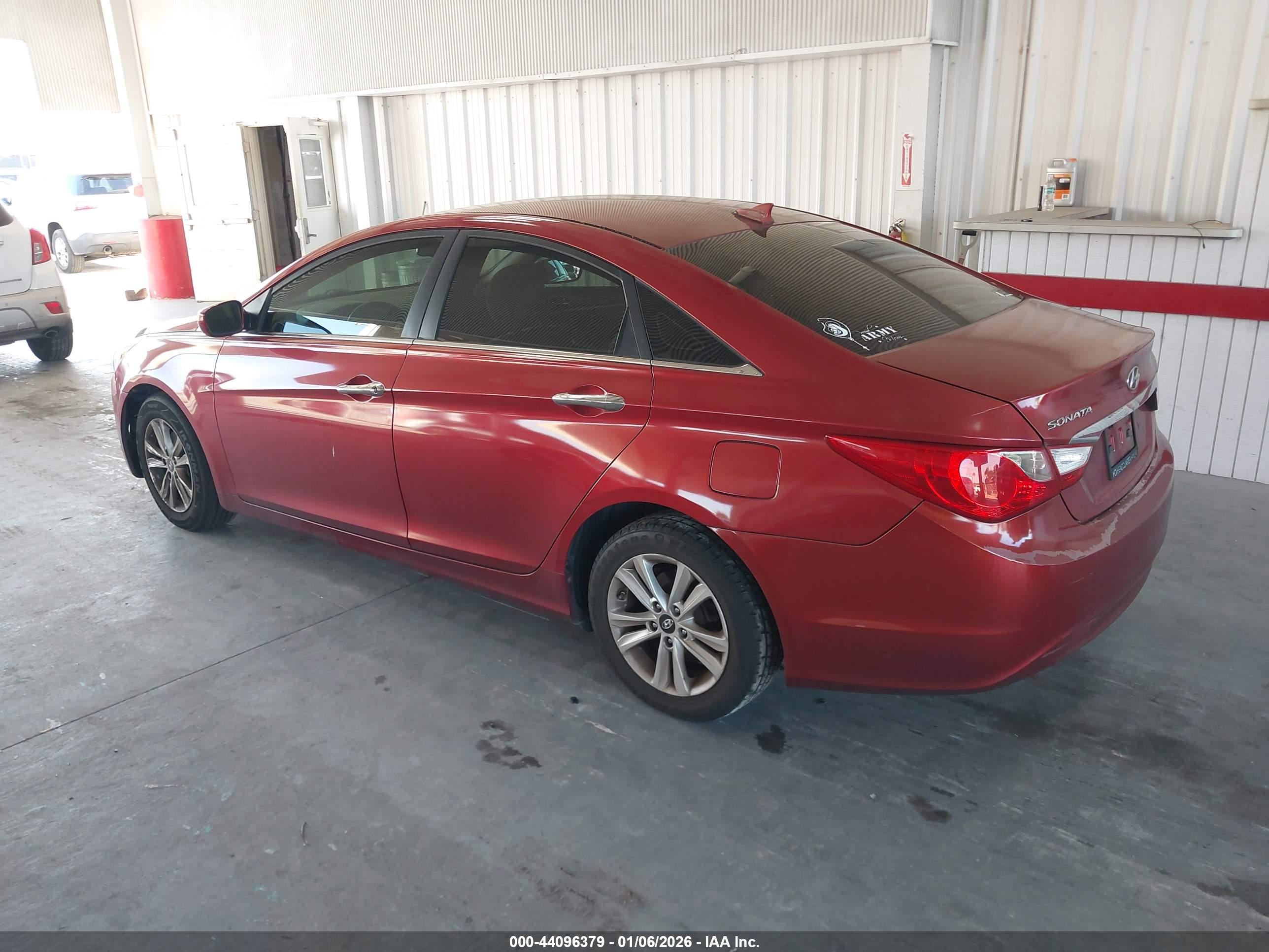 HYUNDAI SONATA image 3