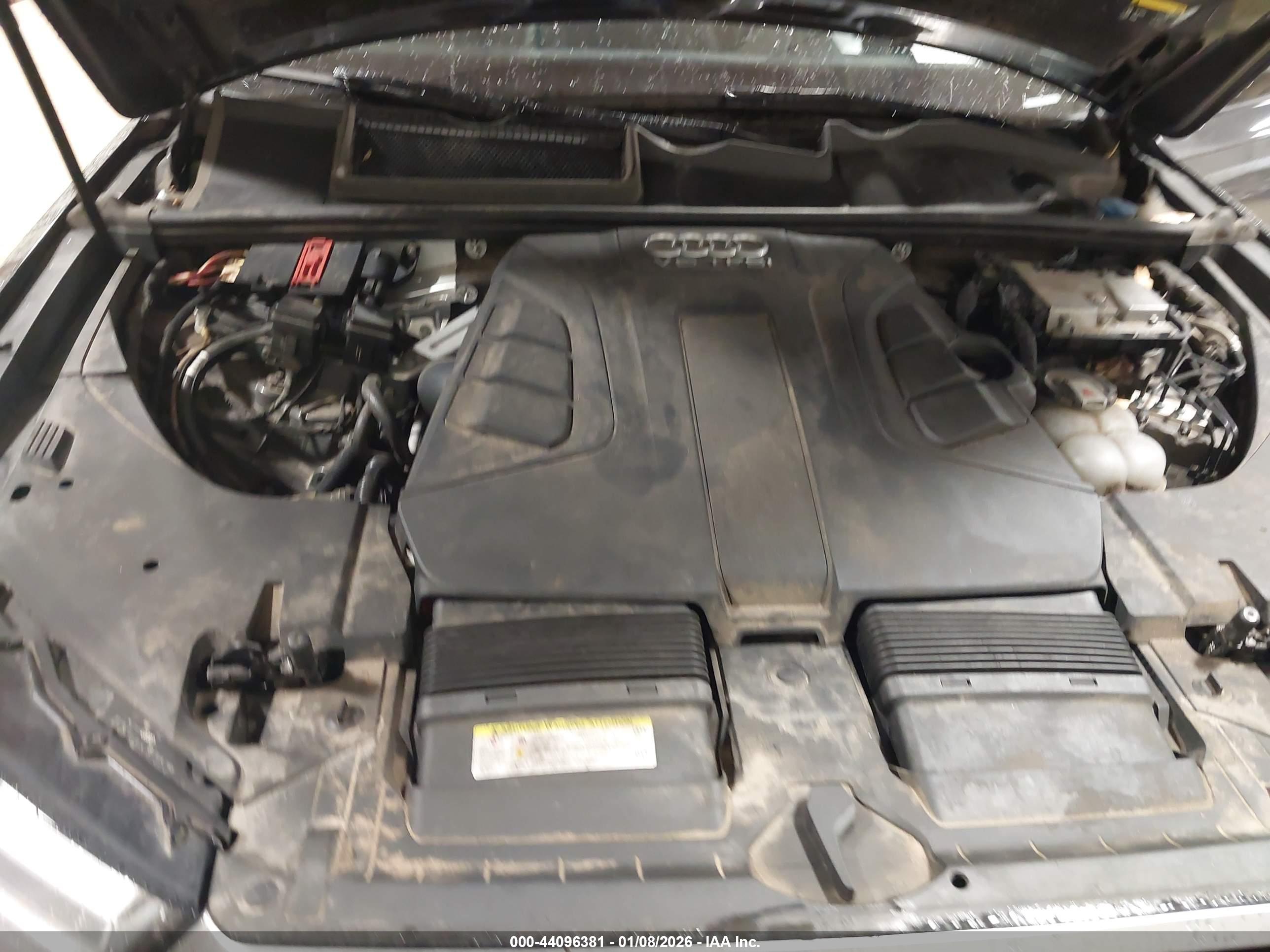 AUDI Q7 image 10
