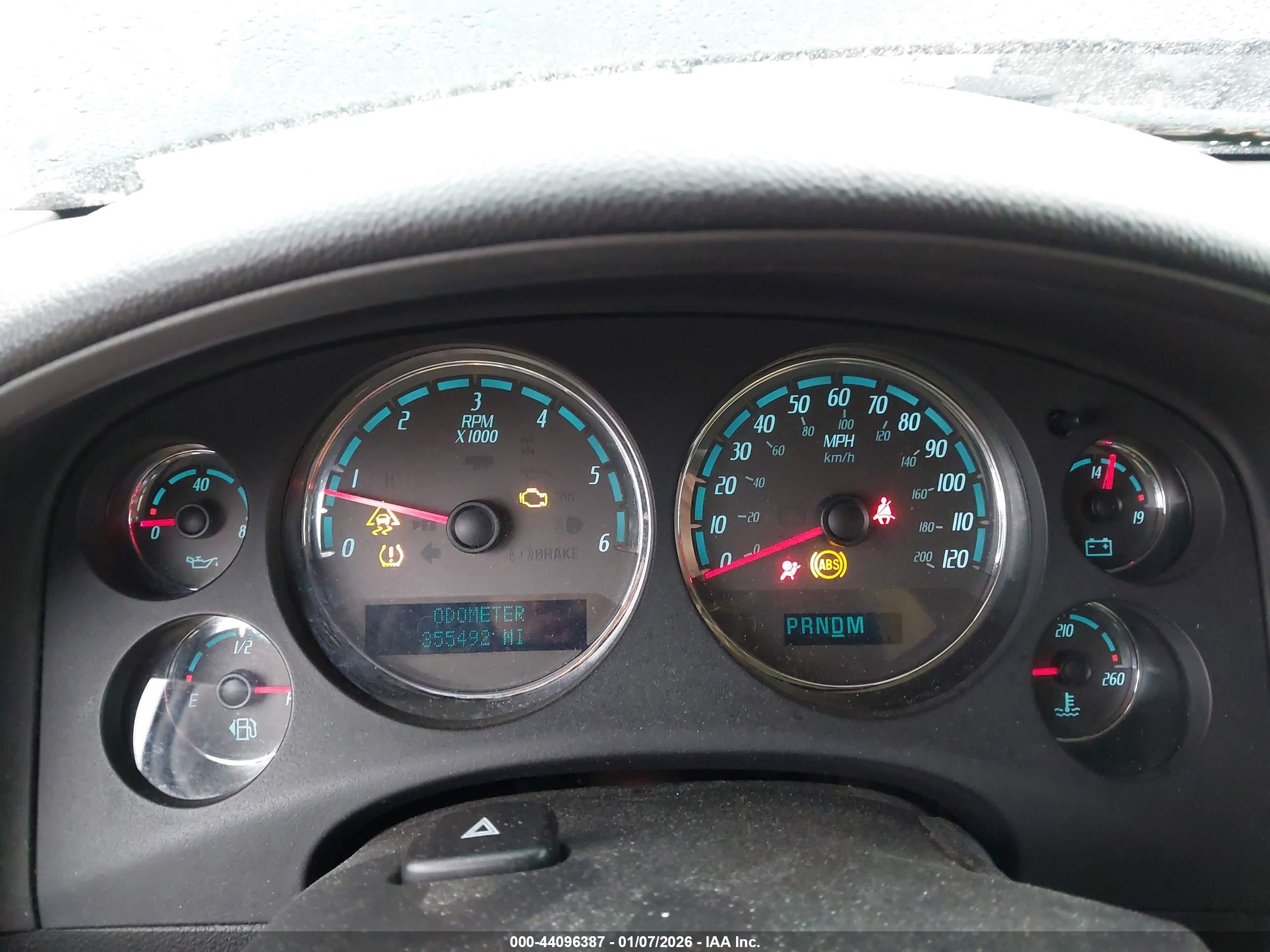 GMC YUKON image 7