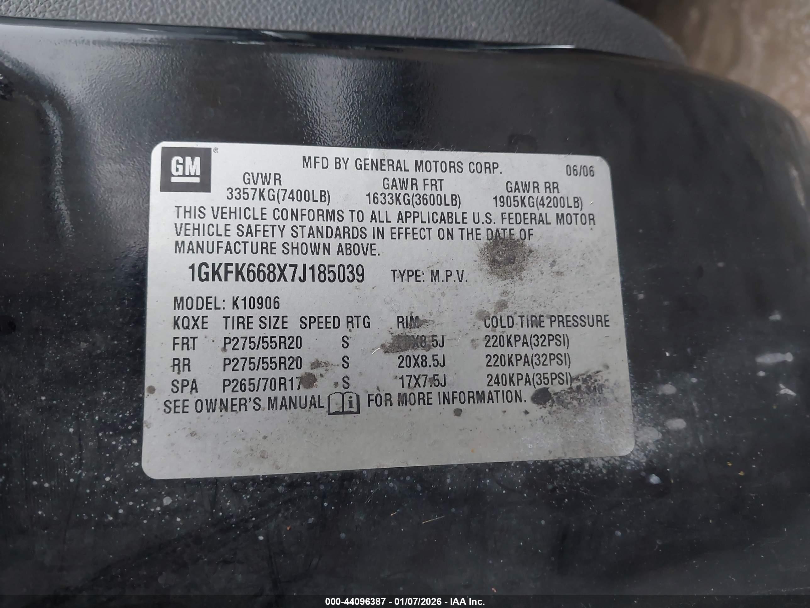 GMC YUKON image 9