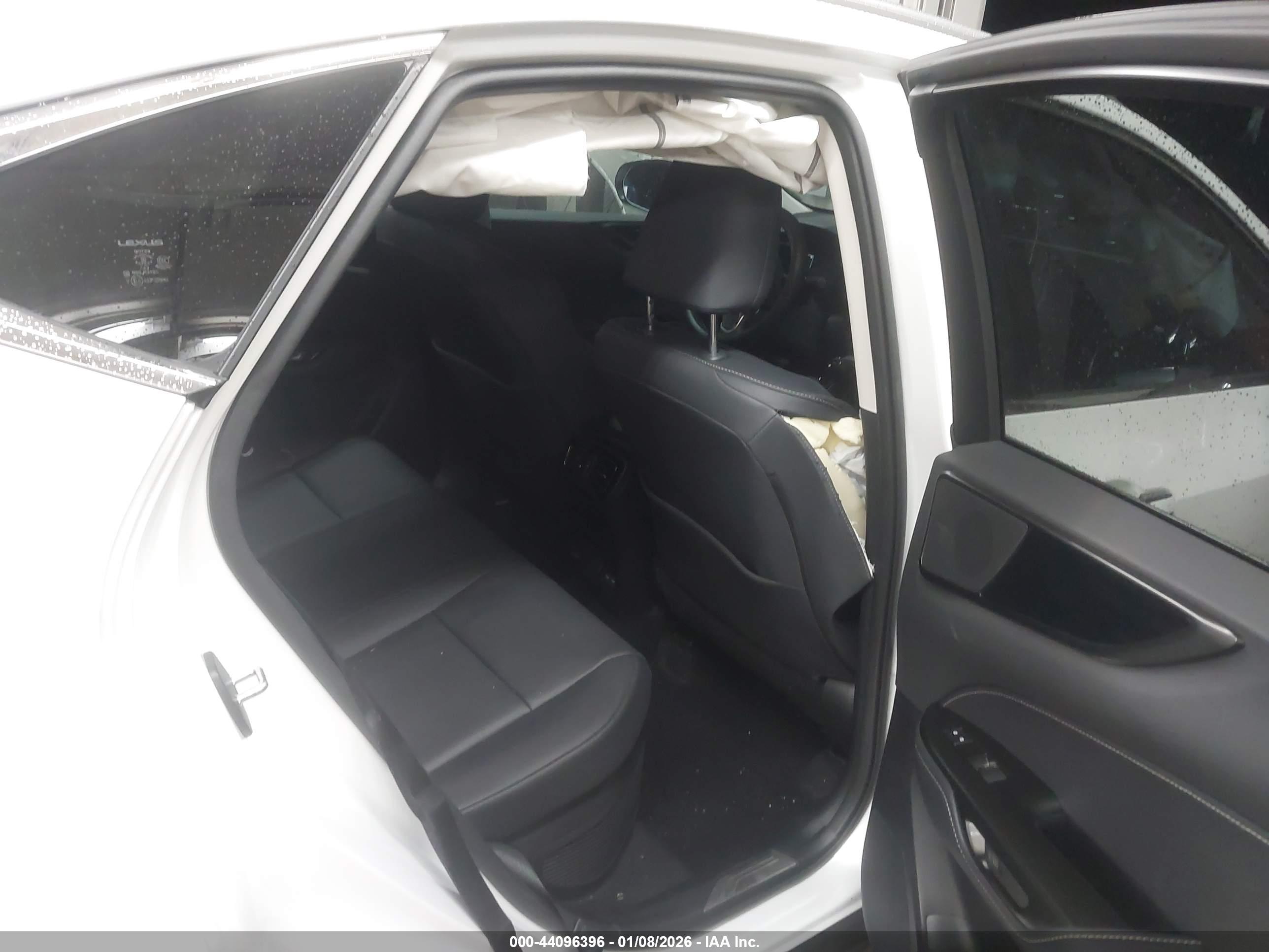LEXUS NX image 8