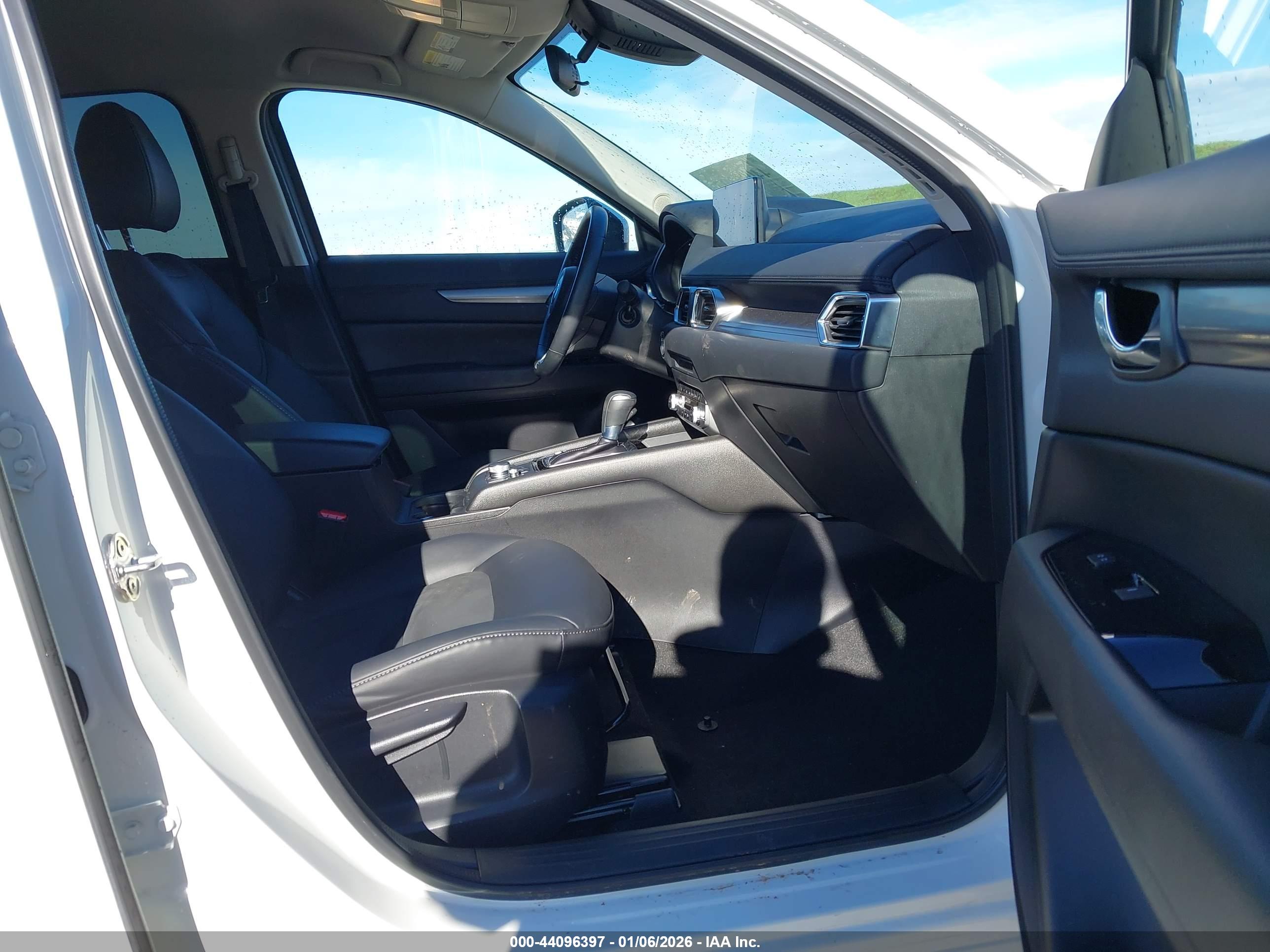 MAZDA CX-5 image 5
