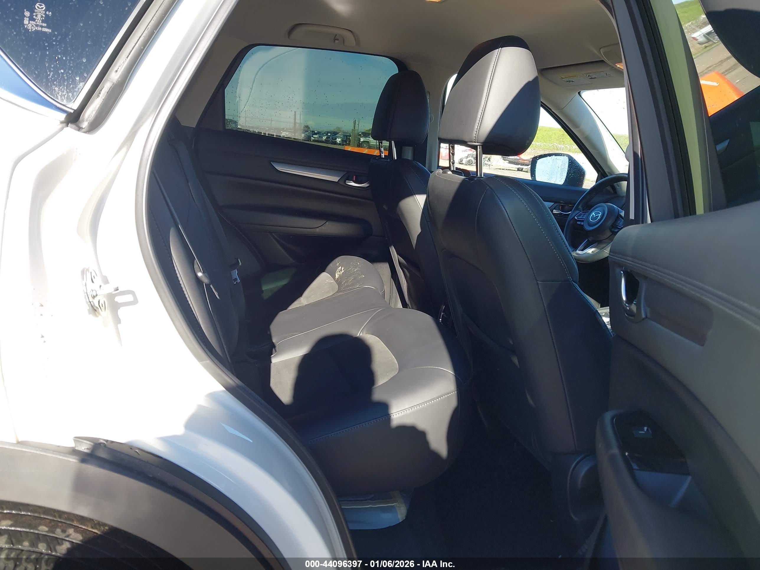 MAZDA CX-5 image 8