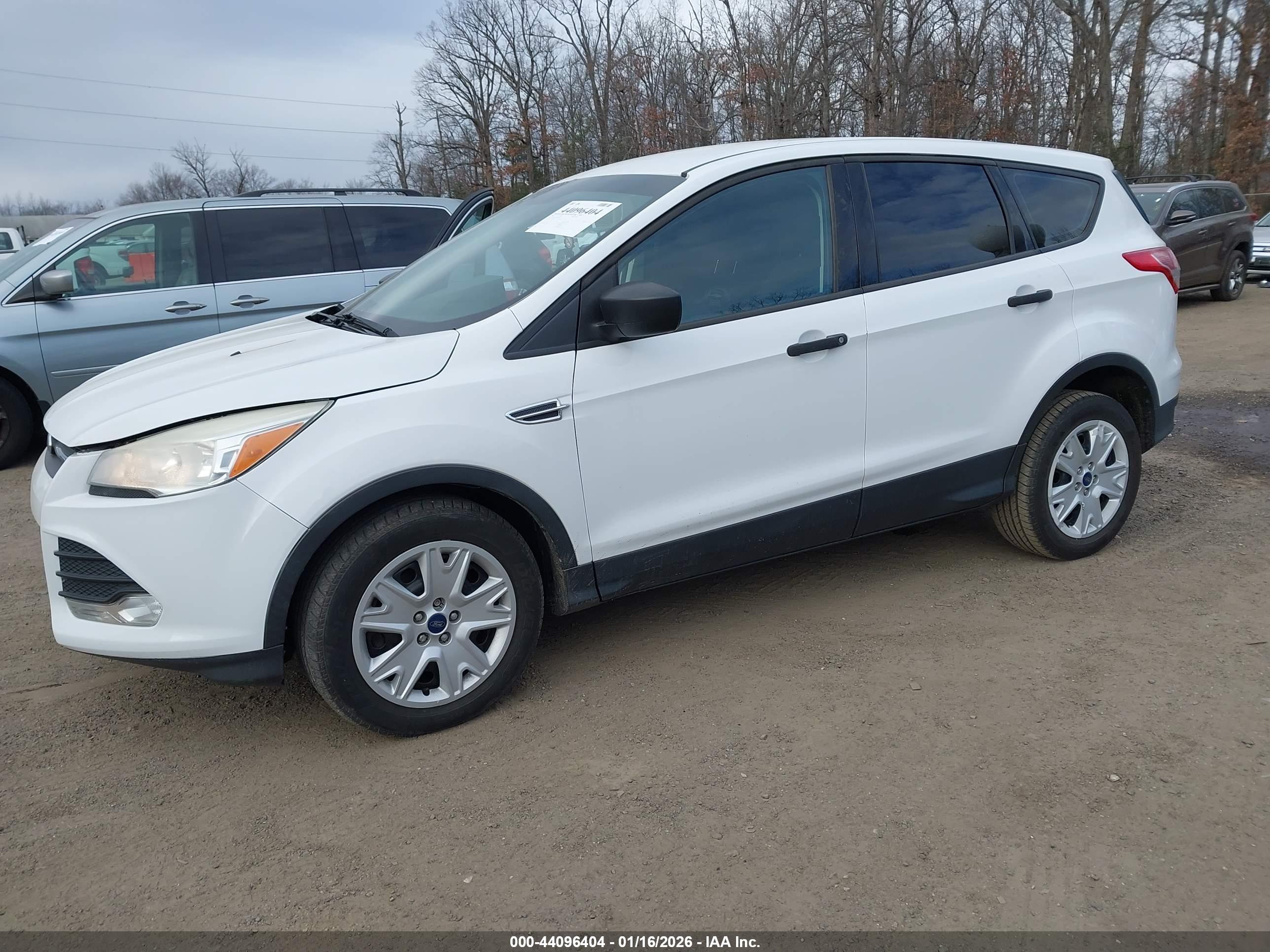 FORD ESCAPE image 2