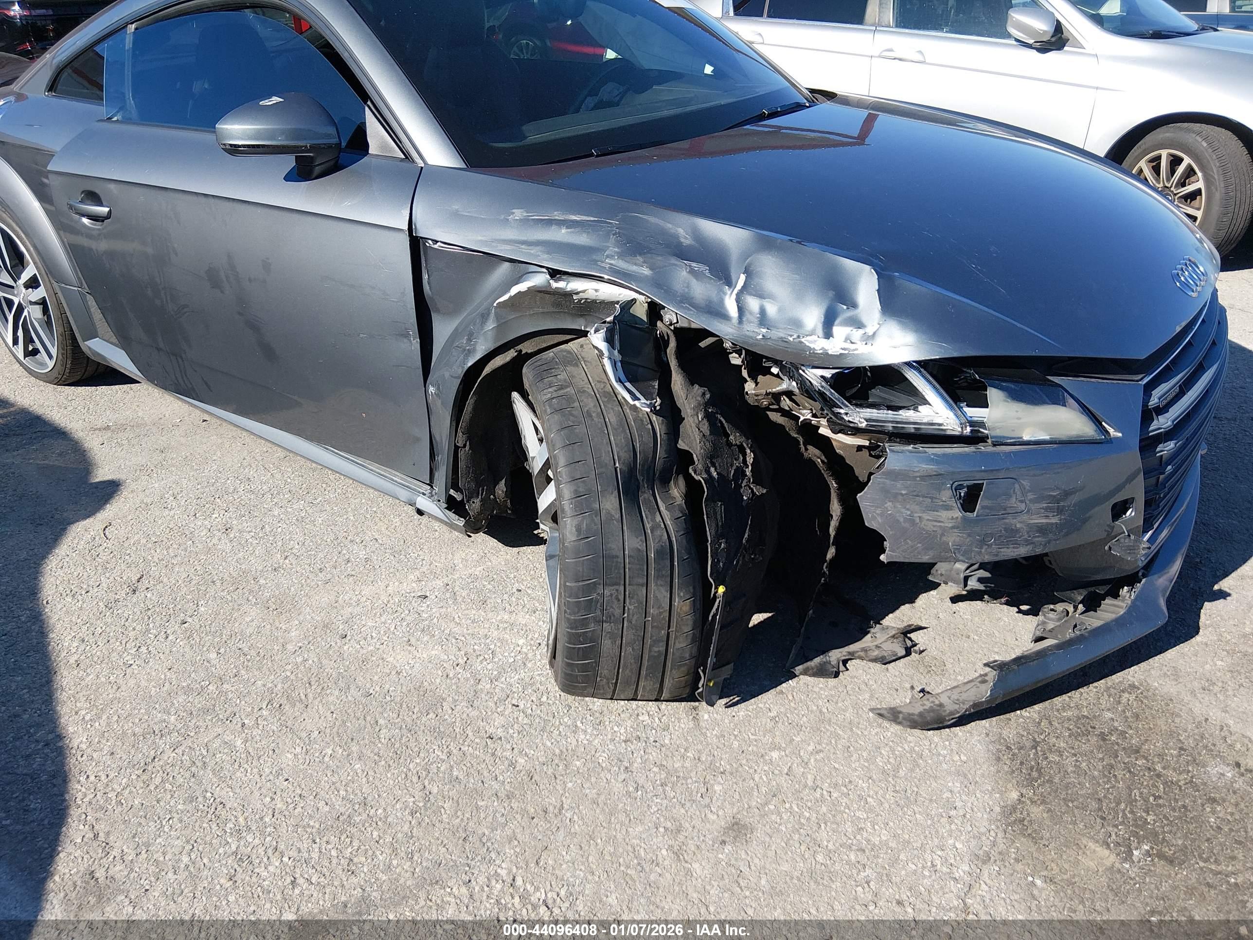 AUDI TT image 6