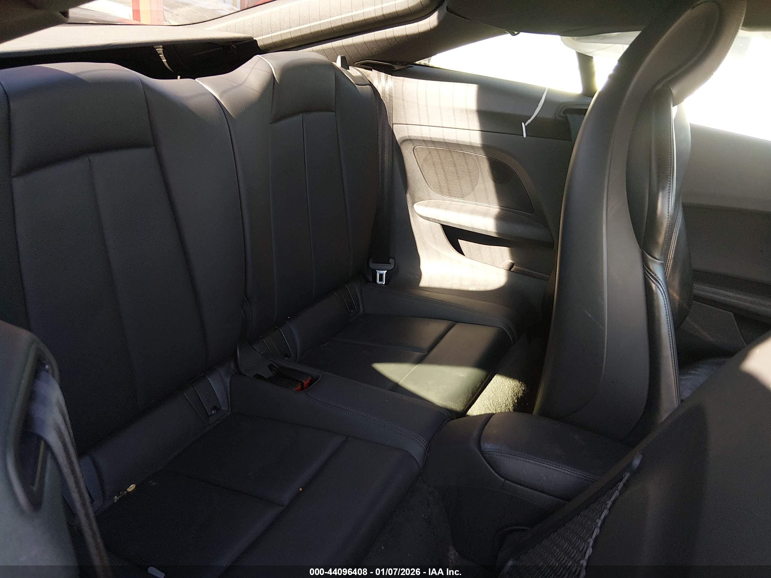 AUDI TT image 8