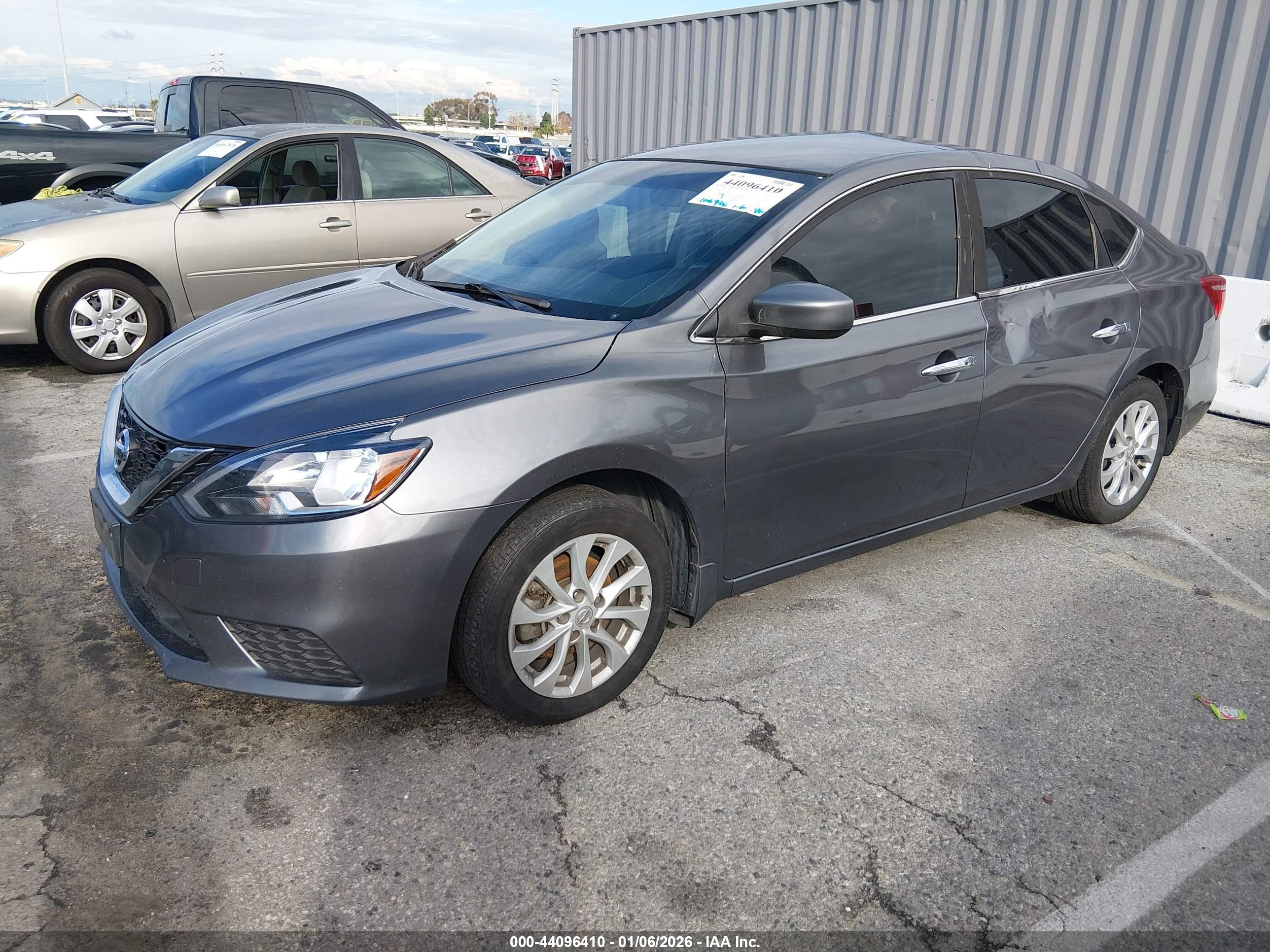 NISSAN SENTRA image 2