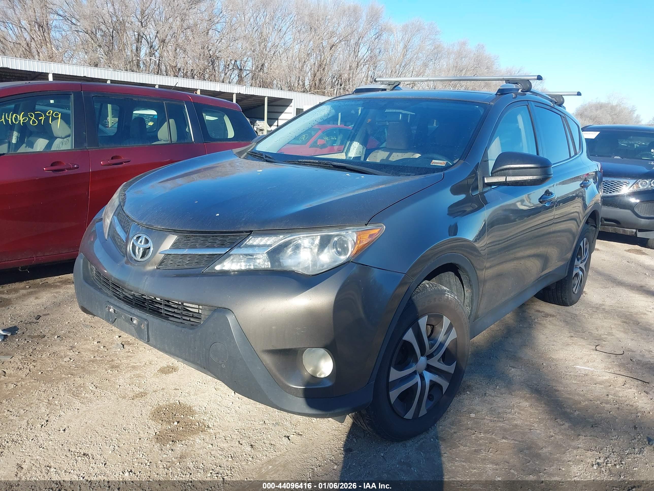 TOYOTA RAV4 image 2